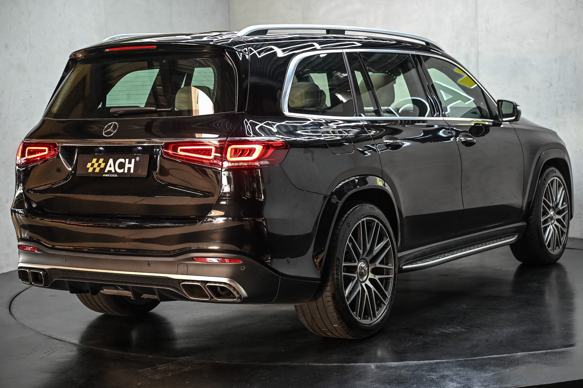 MERCEDES-BENZ GLS 63 AMG 4matic+-image-8