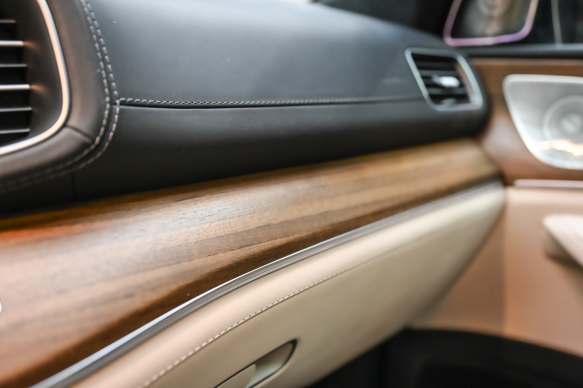 MERCEDES-BENZ GLS 63 AMG 4matic+-image-30