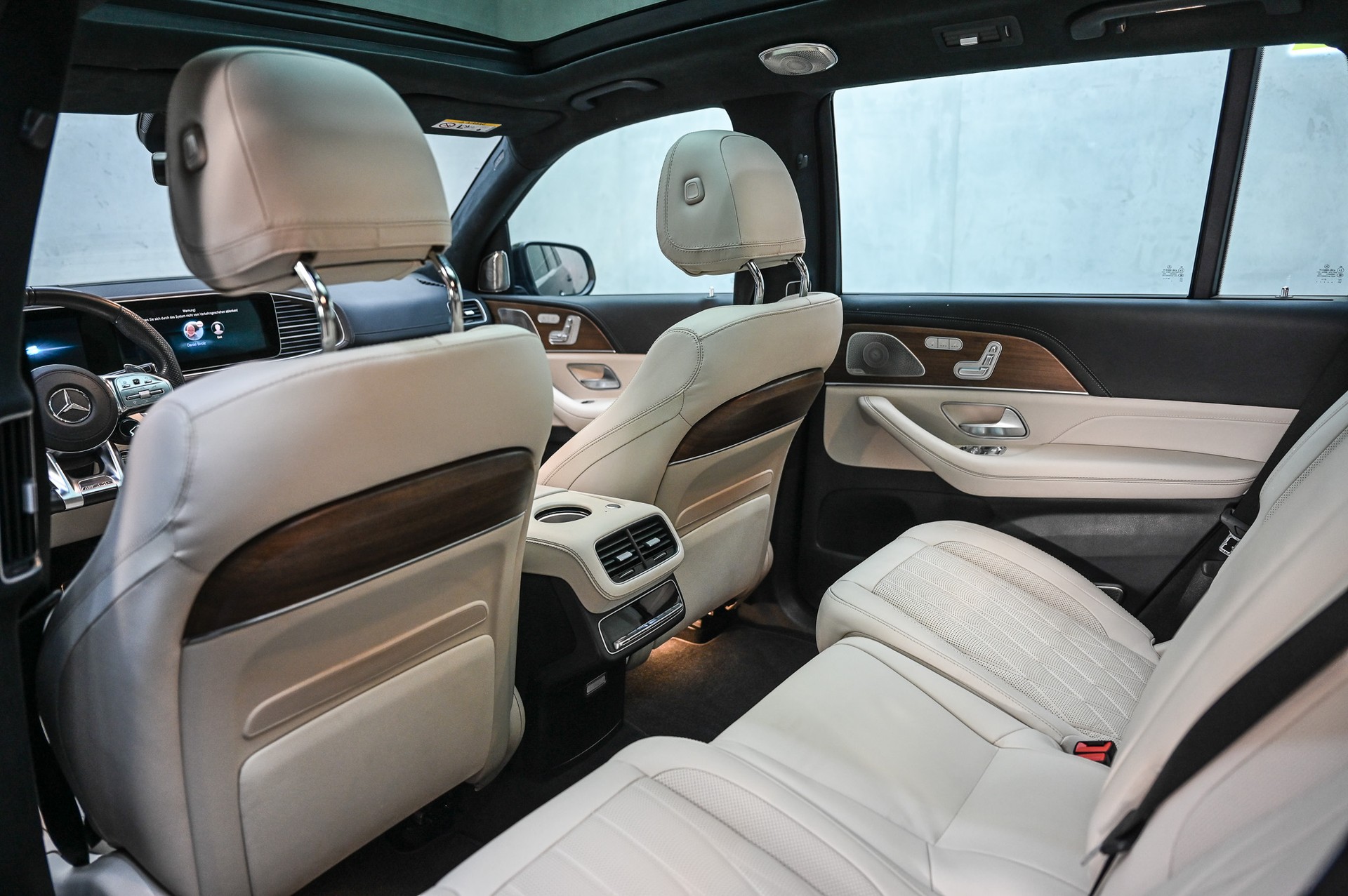 MERCEDES-BENZ GLS 63 AMG 4matic+-image-28