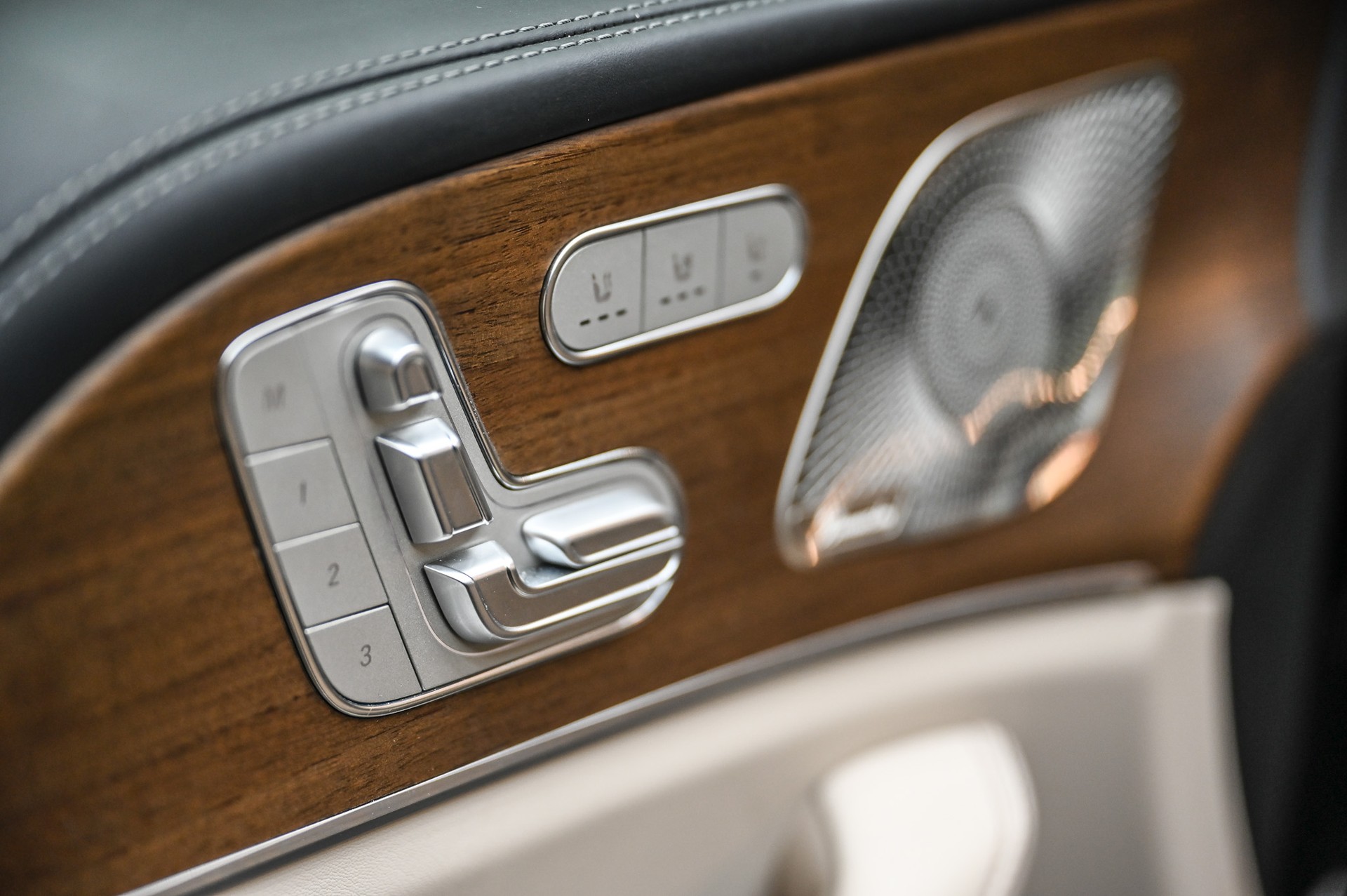 MERCEDES-BENZ GLS 63 AMG 4matic+-image-29