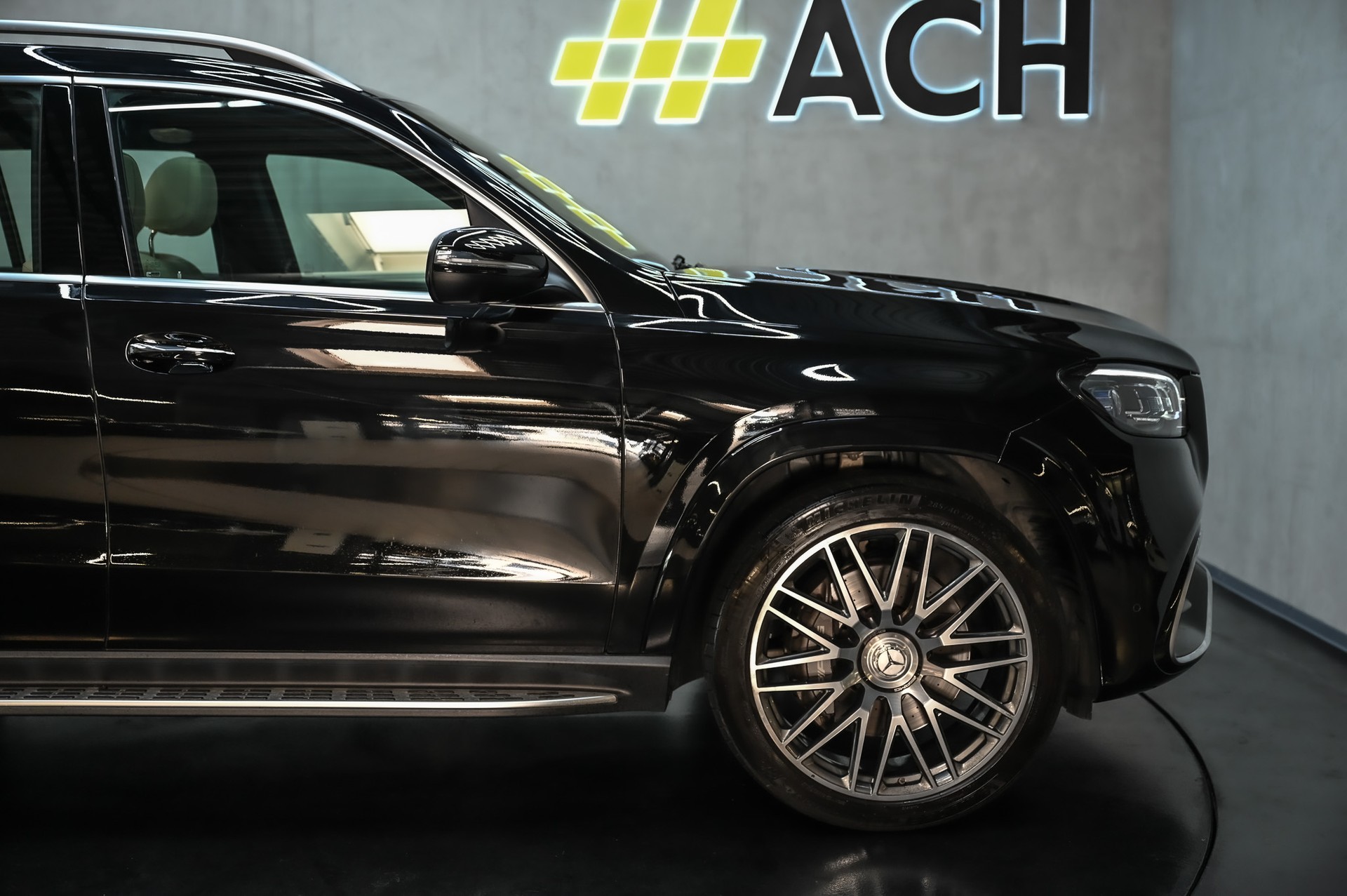 MERCEDES-BENZ GLS 63 AMG 4matic+-image-13