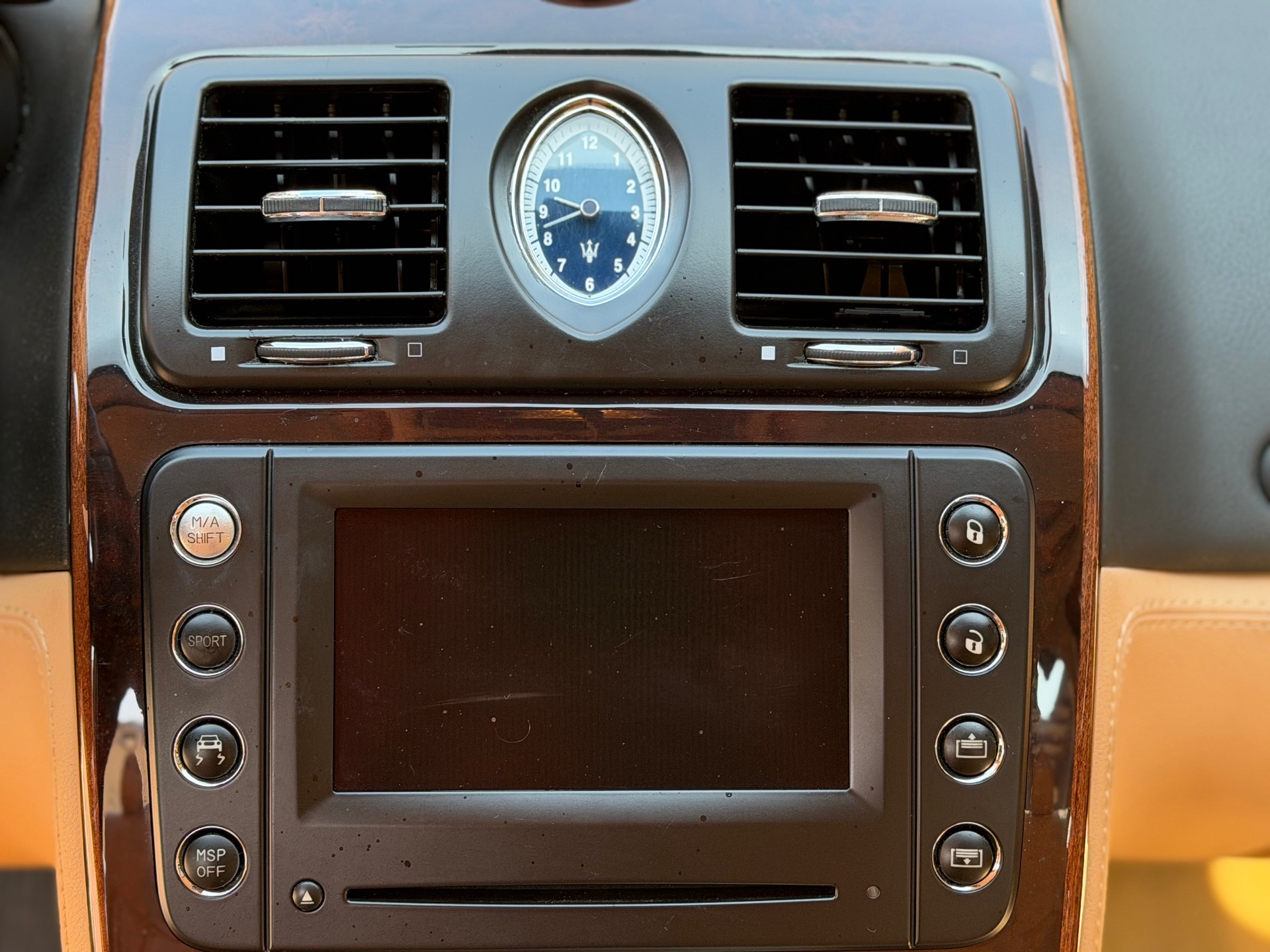 MASERATI Quattroporte 4.2 V8 DuoSelect-image-21
