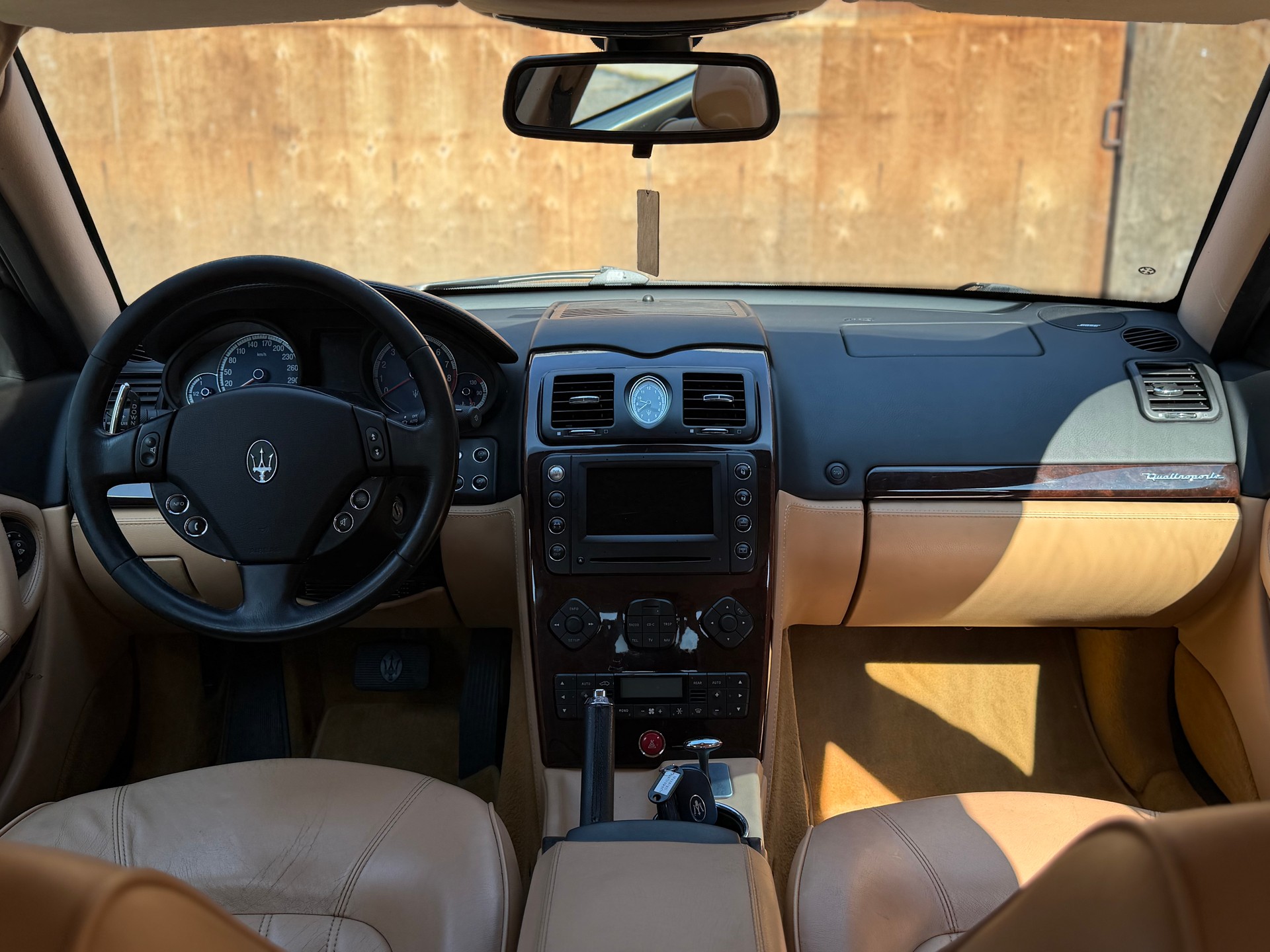 MASERATI Quattroporte 4.2 V8 DuoSelect-image-12