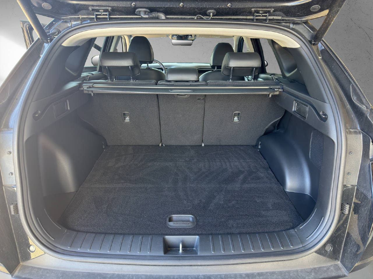 HYUNDAI Tucson 1.6 T-GDi HEV Vertex 4WD SUN MY23-image-13