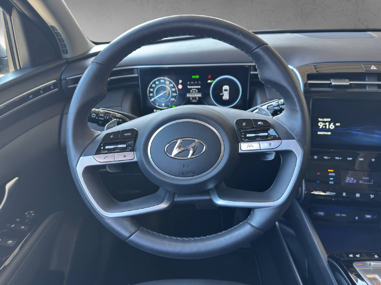 HYUNDAI Tucson 1.6 T-GDi HEV Vertex 4WD SUN MY23-image-7