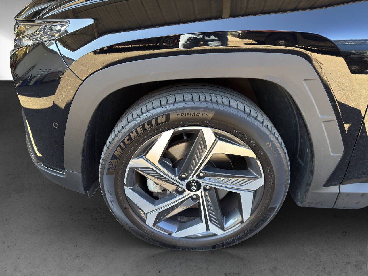 HYUNDAI Tucson 1.6 T-GDi HEV Vertex 4WD SUN MY23-image-10