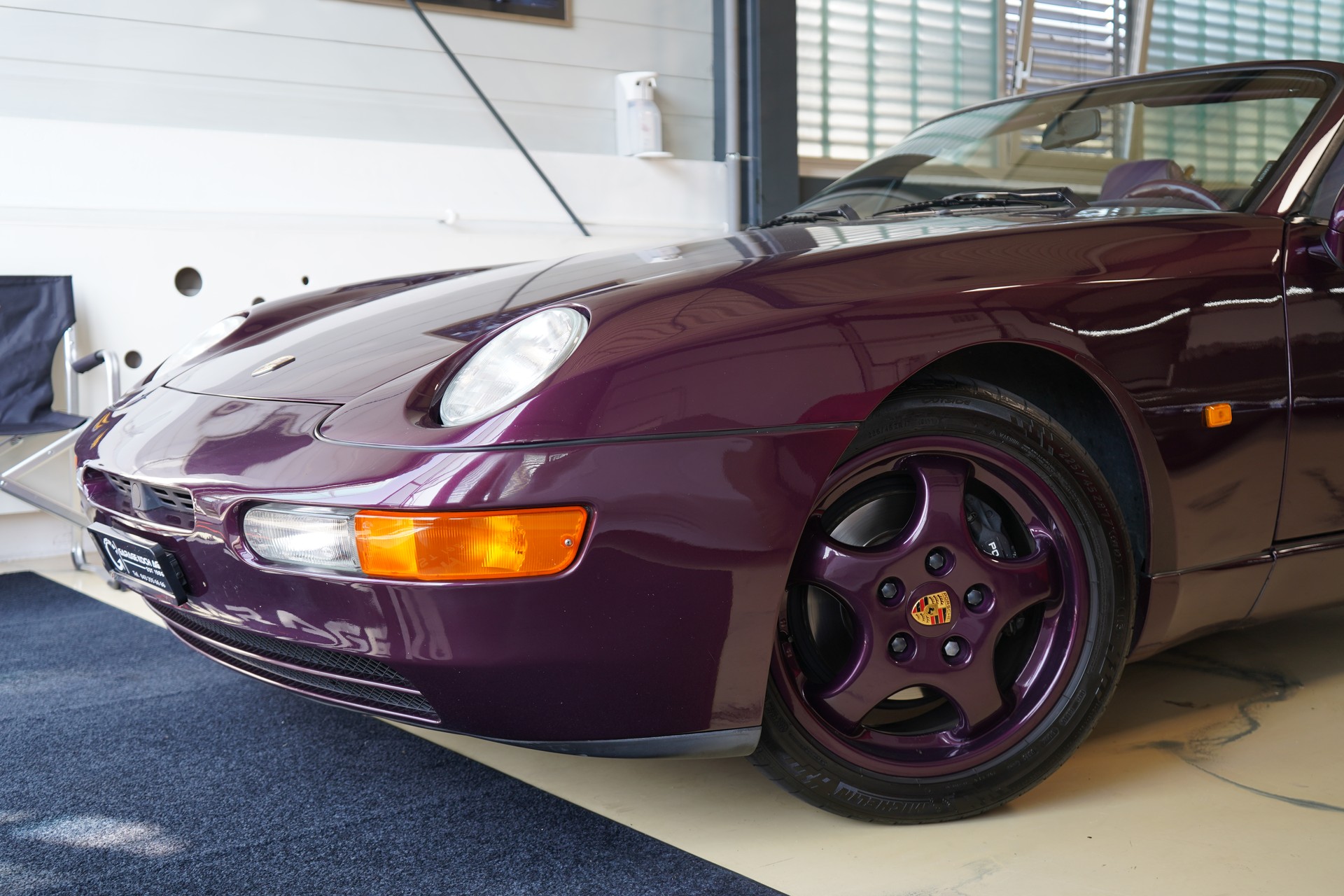 PORSCHE 968 Cabrio-image-3