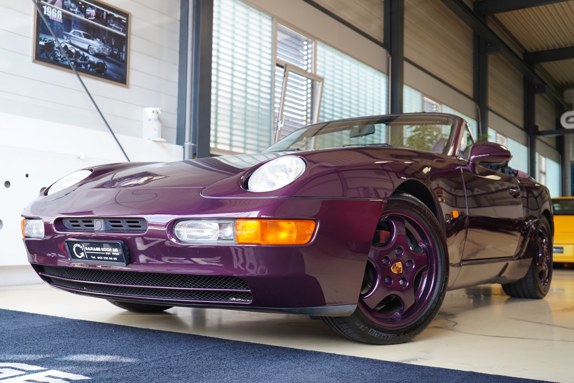 PORSCHE 968 Cabrio-image-1