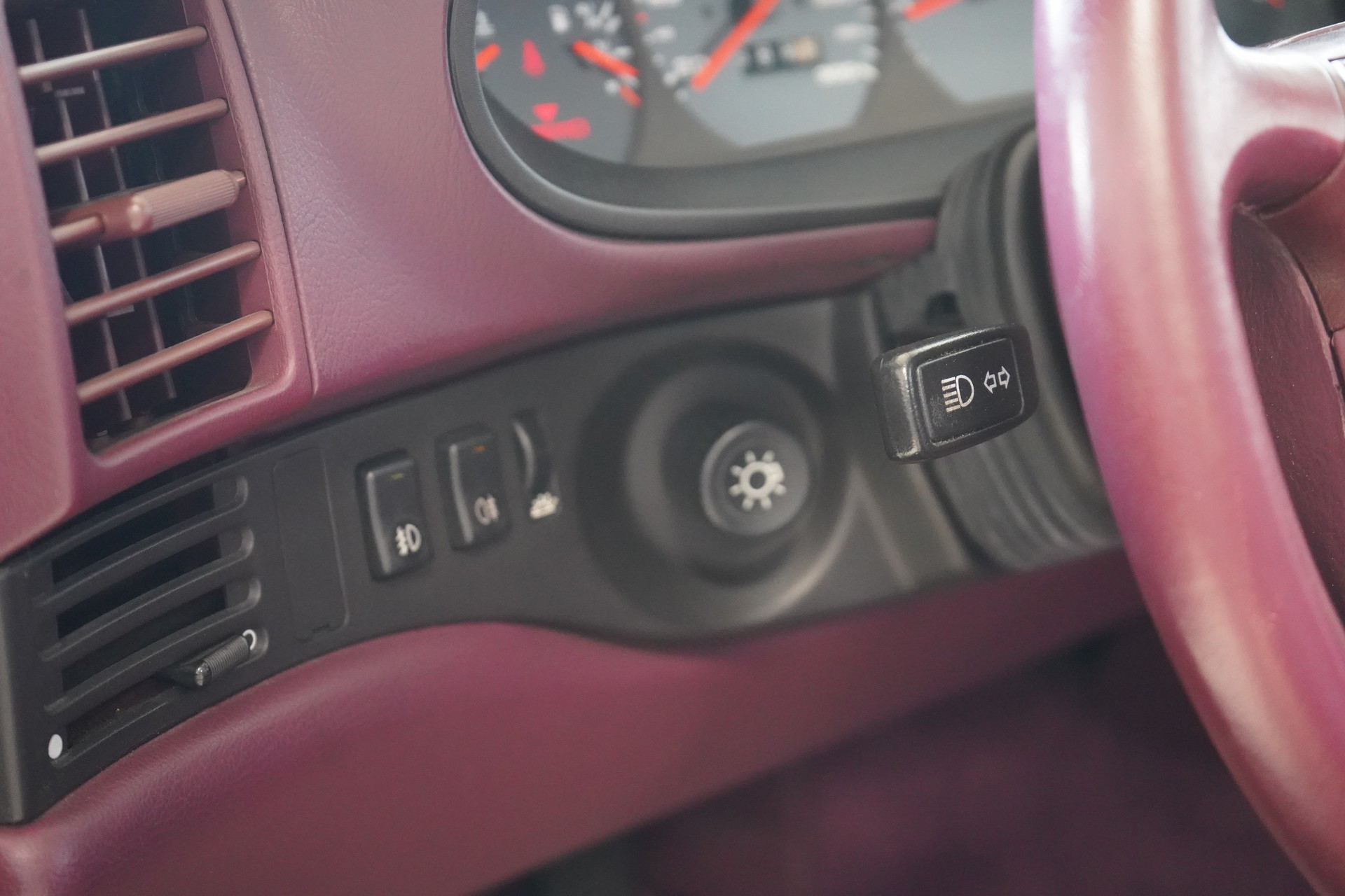 PORSCHE 968 Cabrio-image-15