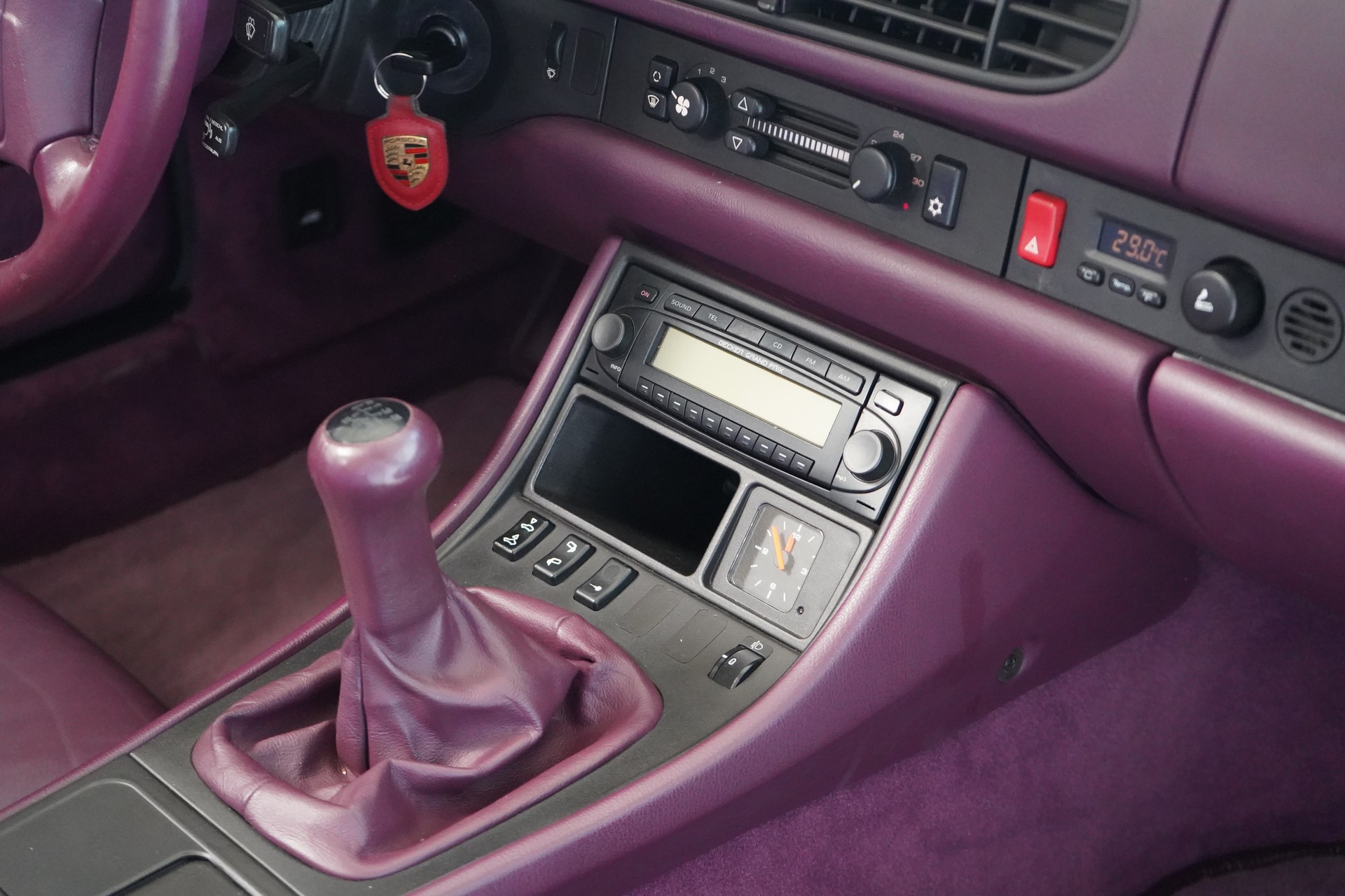 PORSCHE 968 Cabrio-image-26