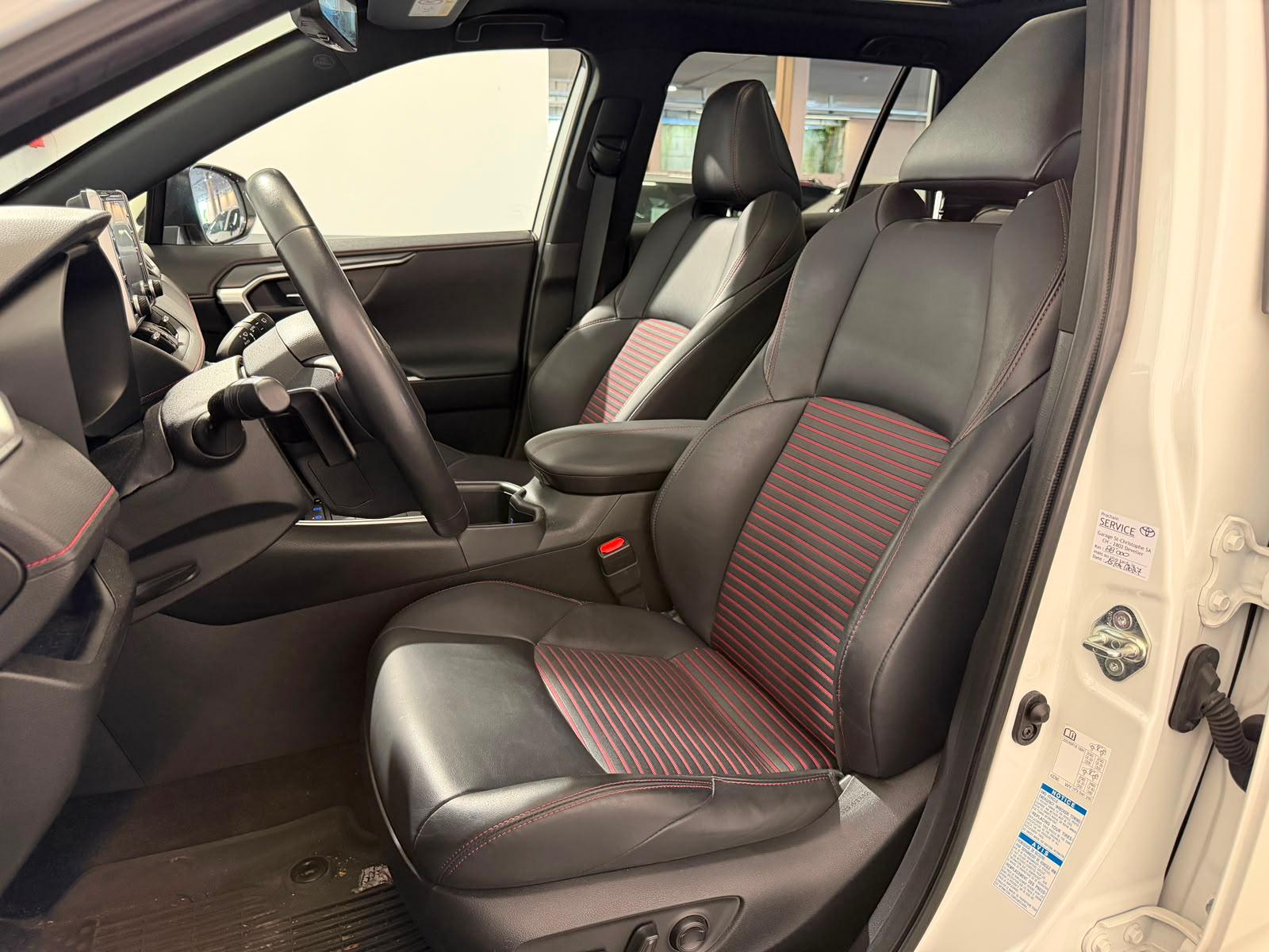 TOYOTA RAV4 2.5 Plug-In-Hybrid Premium-image-2