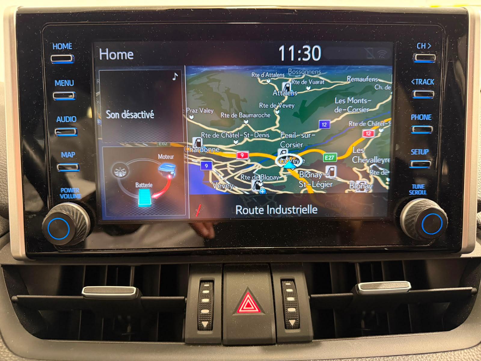 TOYOTA RAV4 2.5 Plug-In-Hybrid Premium-image-6