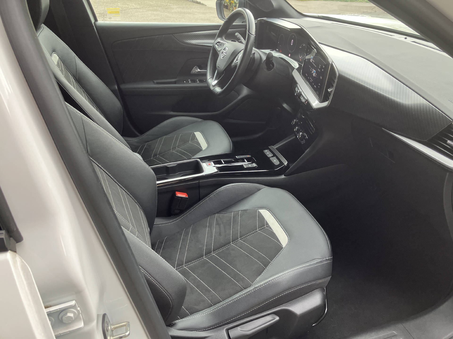 OPEL Mokka 1.2 Direct Injection Turbo Ultimate Aut.-image-2