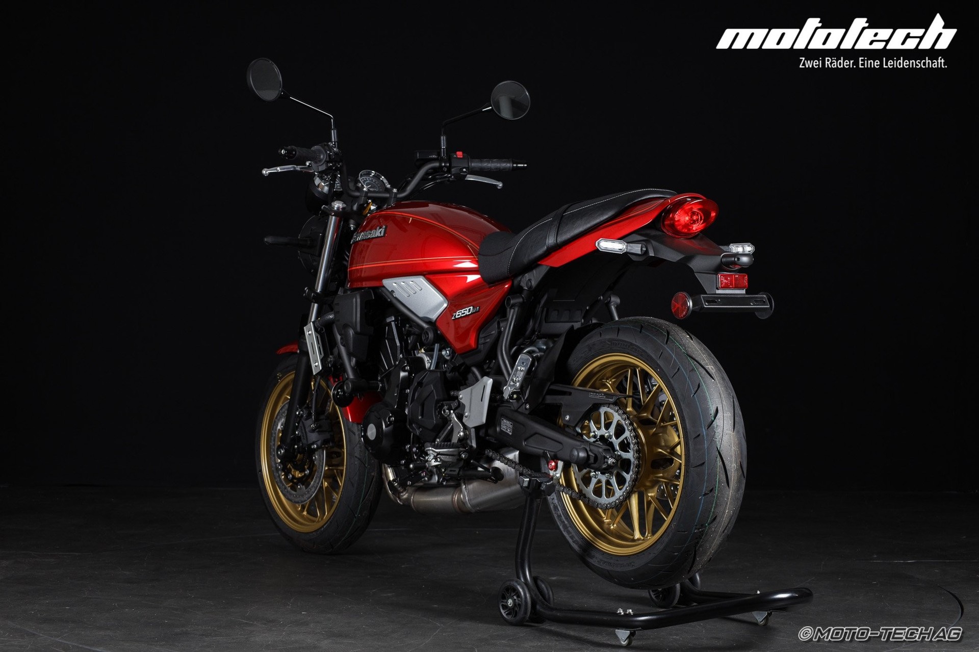 KAWASAKI Z 650 RS (35kW)-showroom-element-3