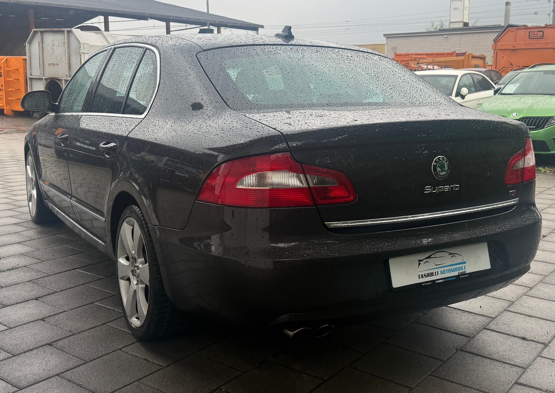 SKODA Superb 2.0 TDi Ambition DSG-image-3