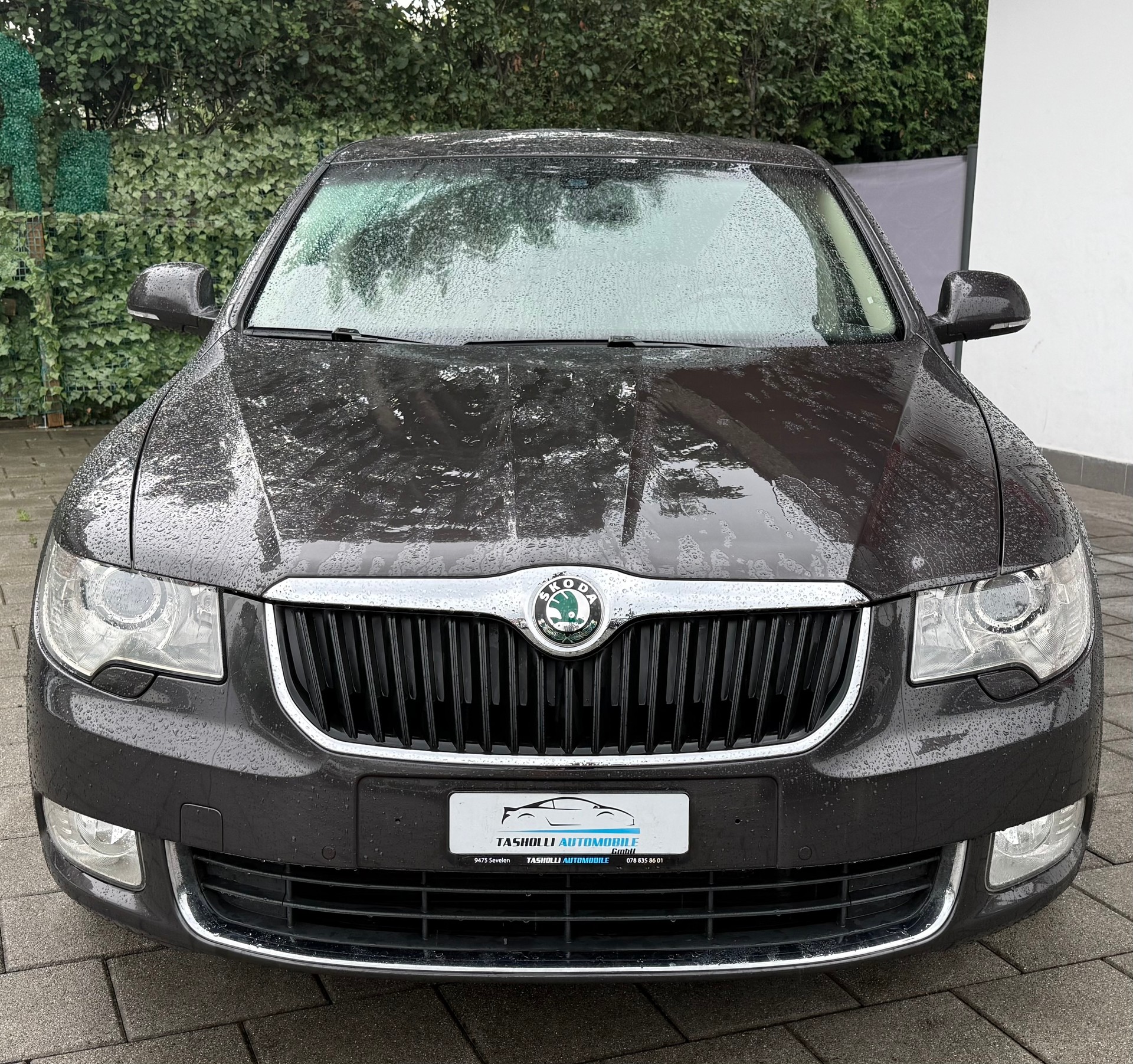 SKODA Superb 2.0 TDi Ambition DSG-image-1