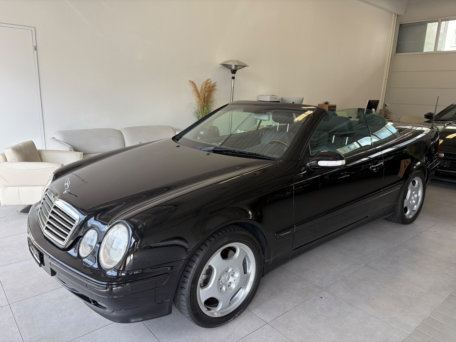 MERCEDES-BENZ CLK 430 Elegance Automatic-image-0