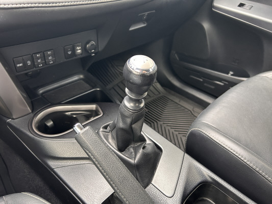 TOYOTA RAV-4 2.0 Sol Premium-image-12