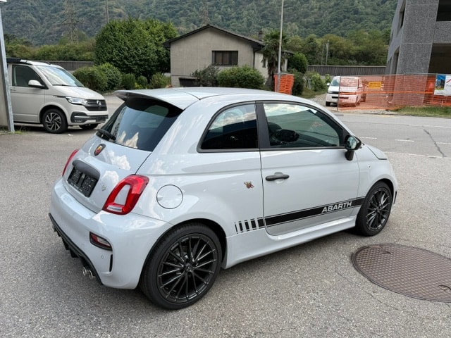 FIAT 695 1.4 16V Turbo Abarth 695 Competizione Dualogic-image-6