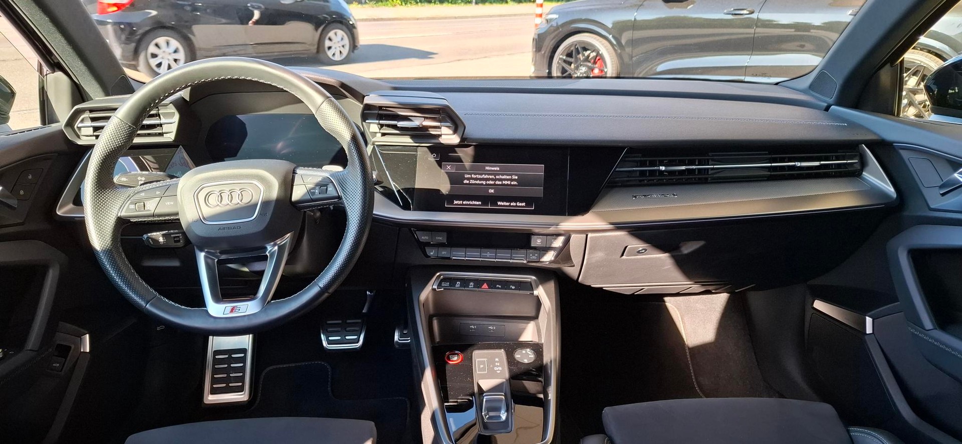 AUDI S3 Limousine 2.0 TFSI quattro S-tronic-image-8