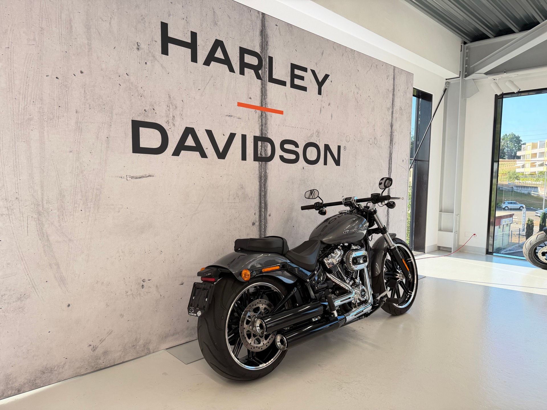 HARLEY-DAVIDSON FXBRS Breakout 114-showroom-element-2