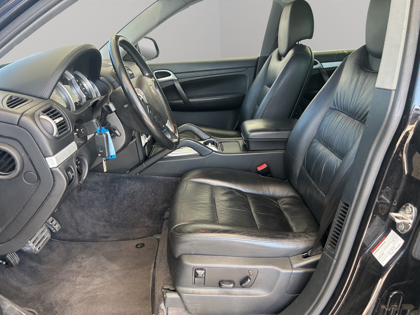 PORSCHE Cayenne S-image-20