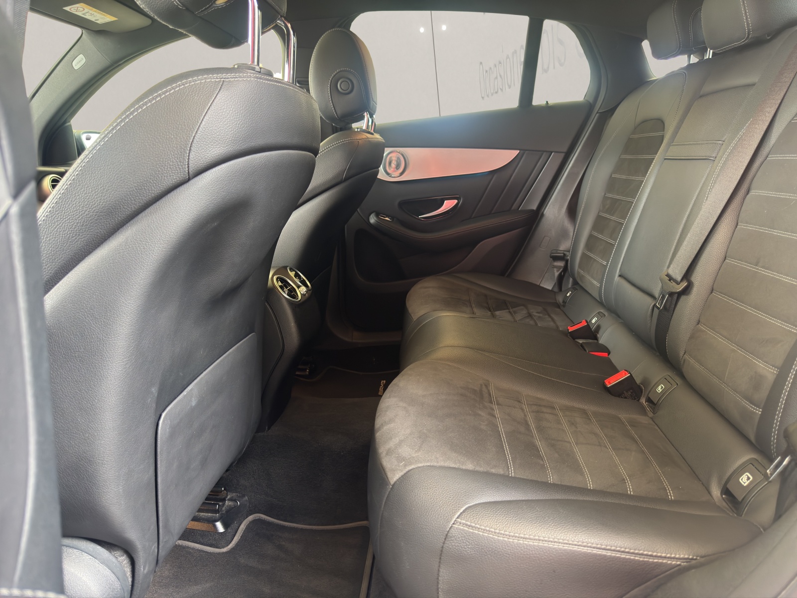 MERCEDES-BENZ GLC-Klasse C253 Coupé GLC 300 AMG Line 4x4-image-15