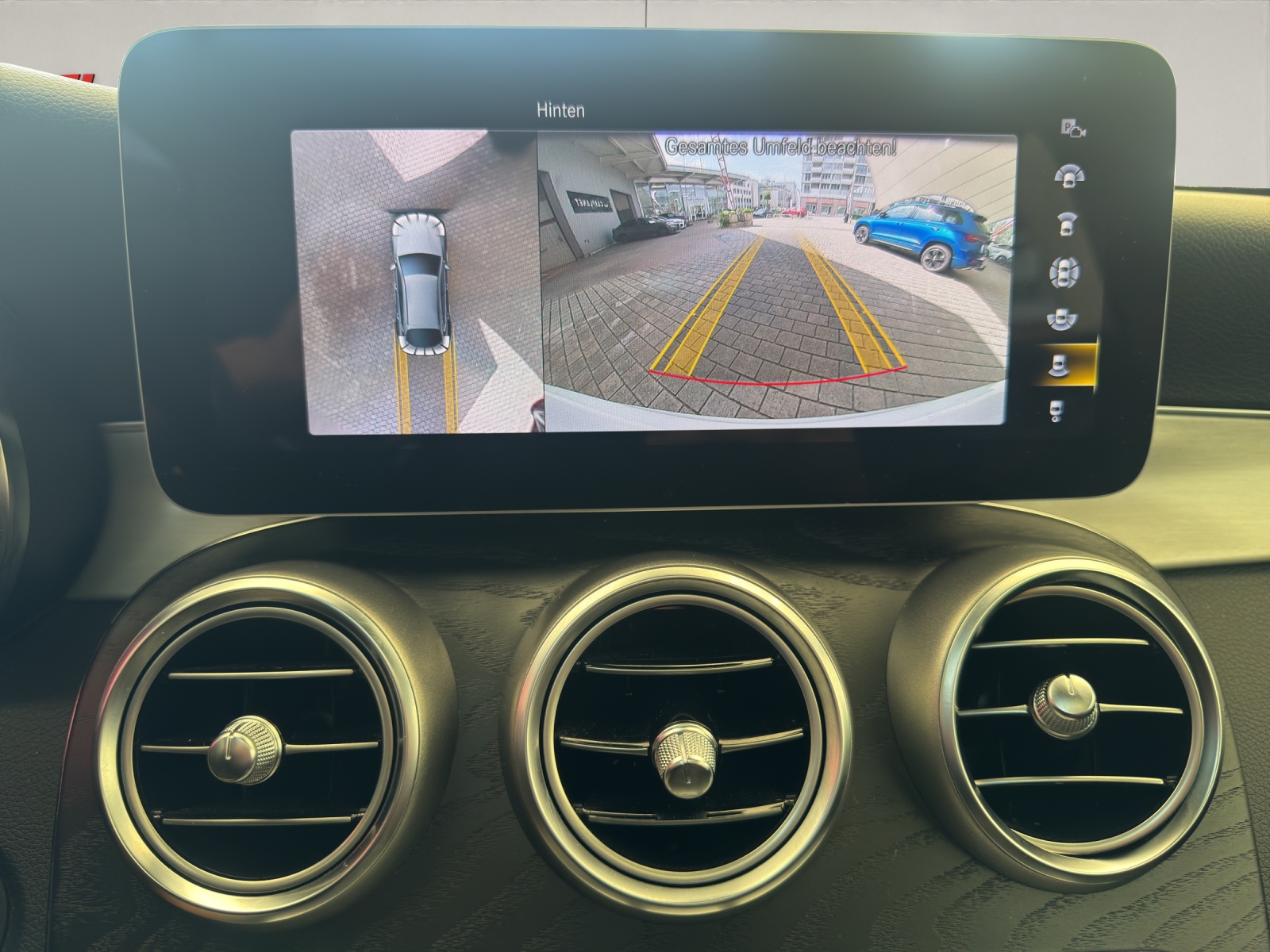 MERCEDES-BENZ GLC-Klasse C253 Coupé GLC 300 AMG Line 4x4-image-18