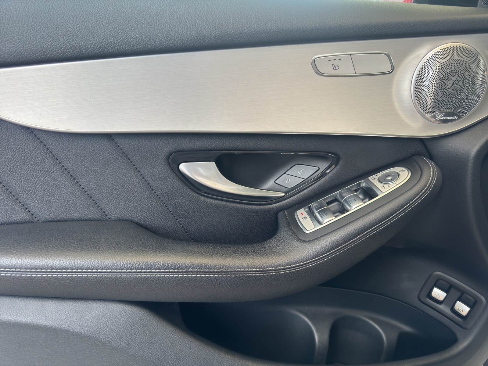 MERCEDES-BENZ GLC-Klasse C253 Coupé GLC 300 AMG Line 4x4-image-20