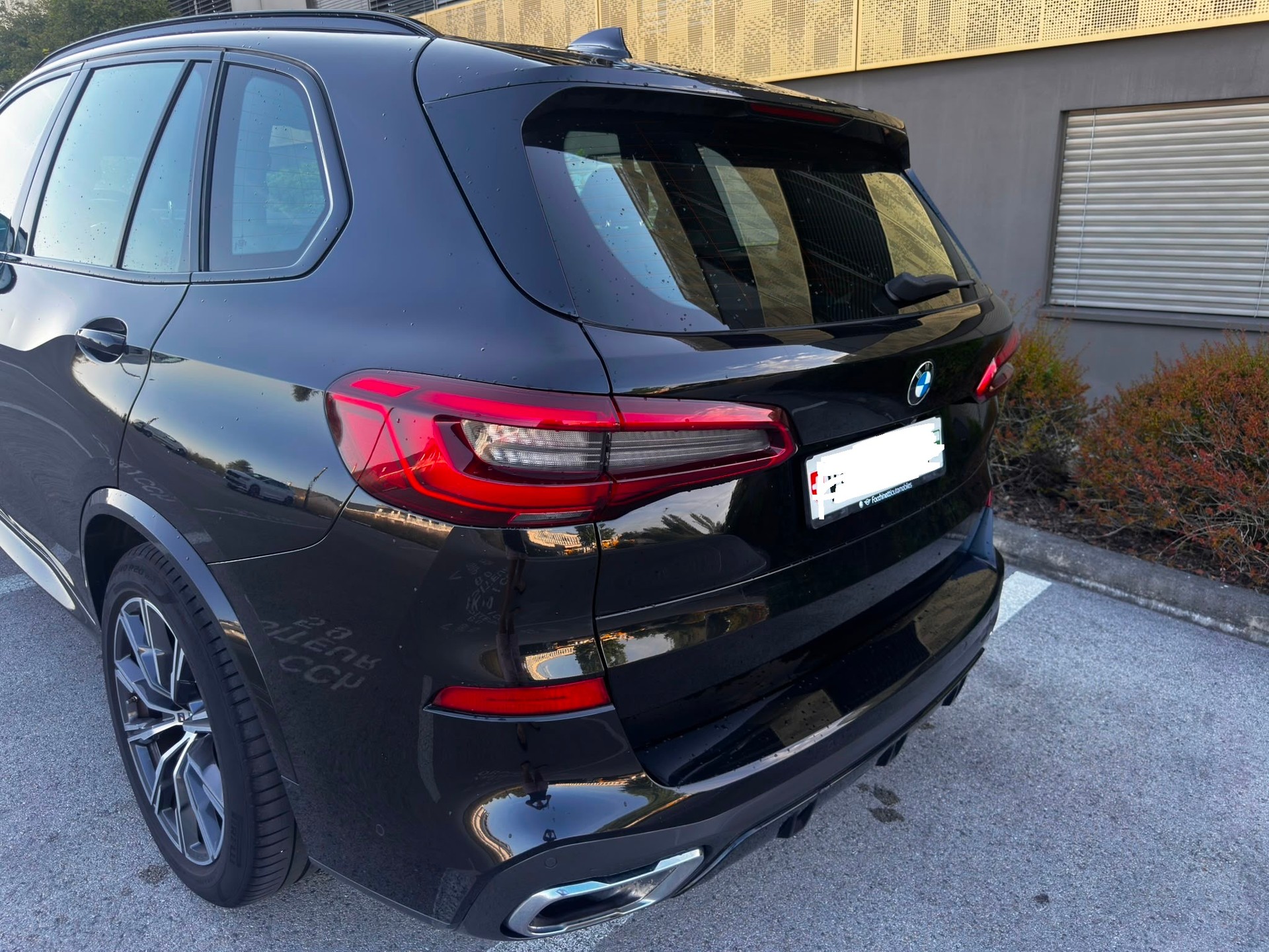 BMW 40i xDrive-image-1