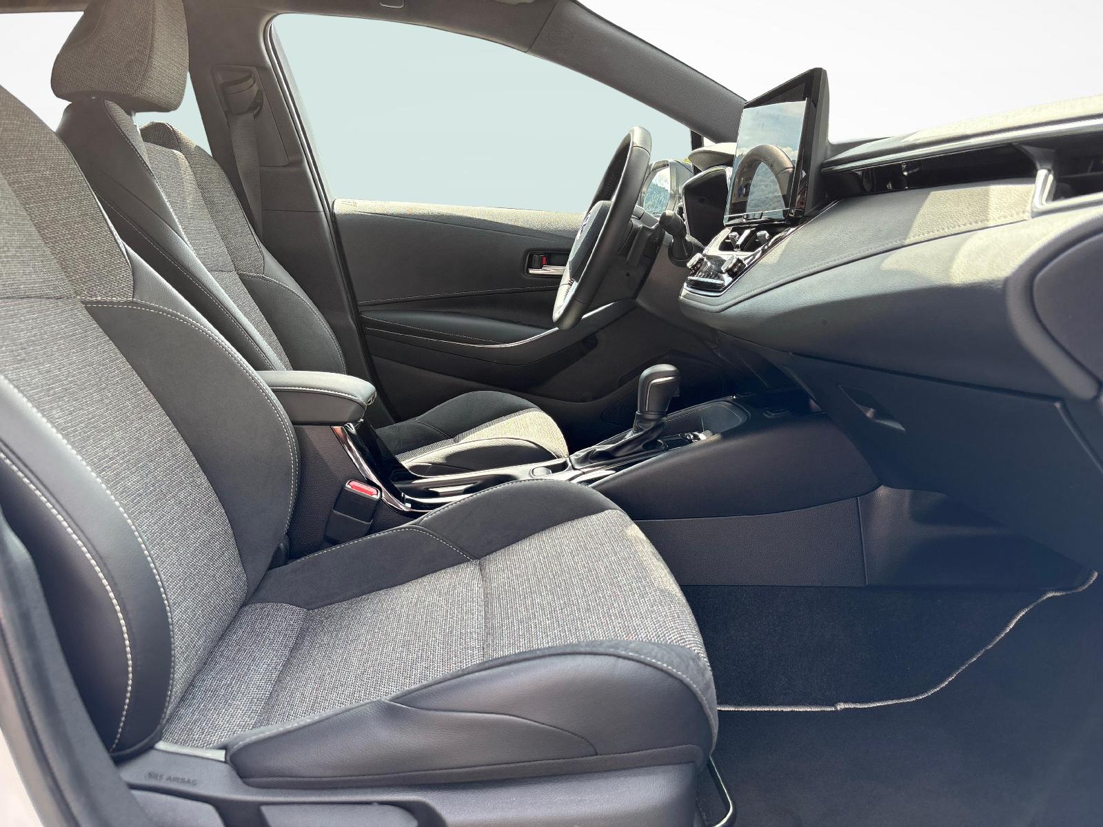 TOYOTA Corolla Touring Sports 2.0 HSD Trend-image-9