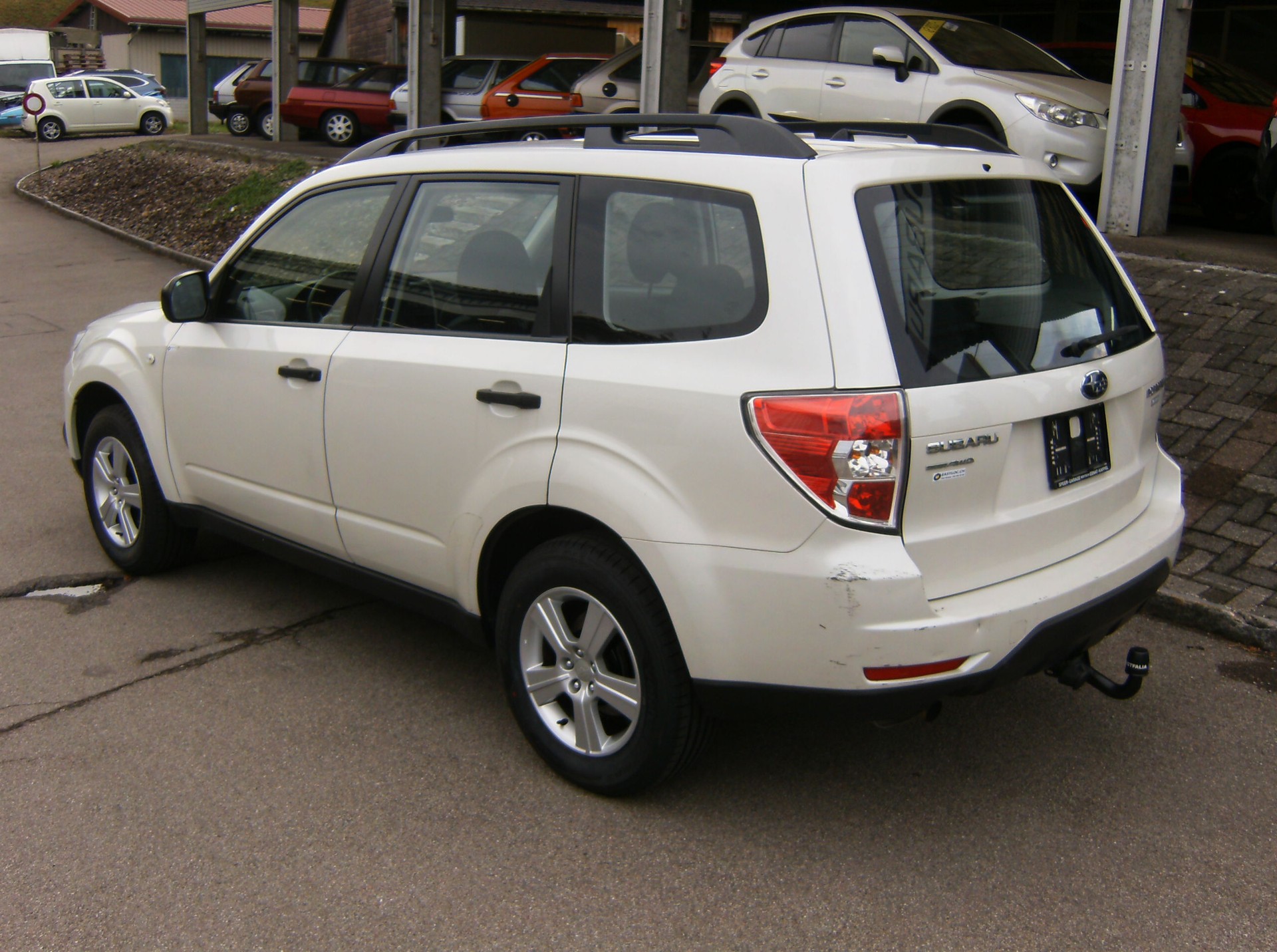 SUBARU Forester 2.0X Swiss Automatic-image-2