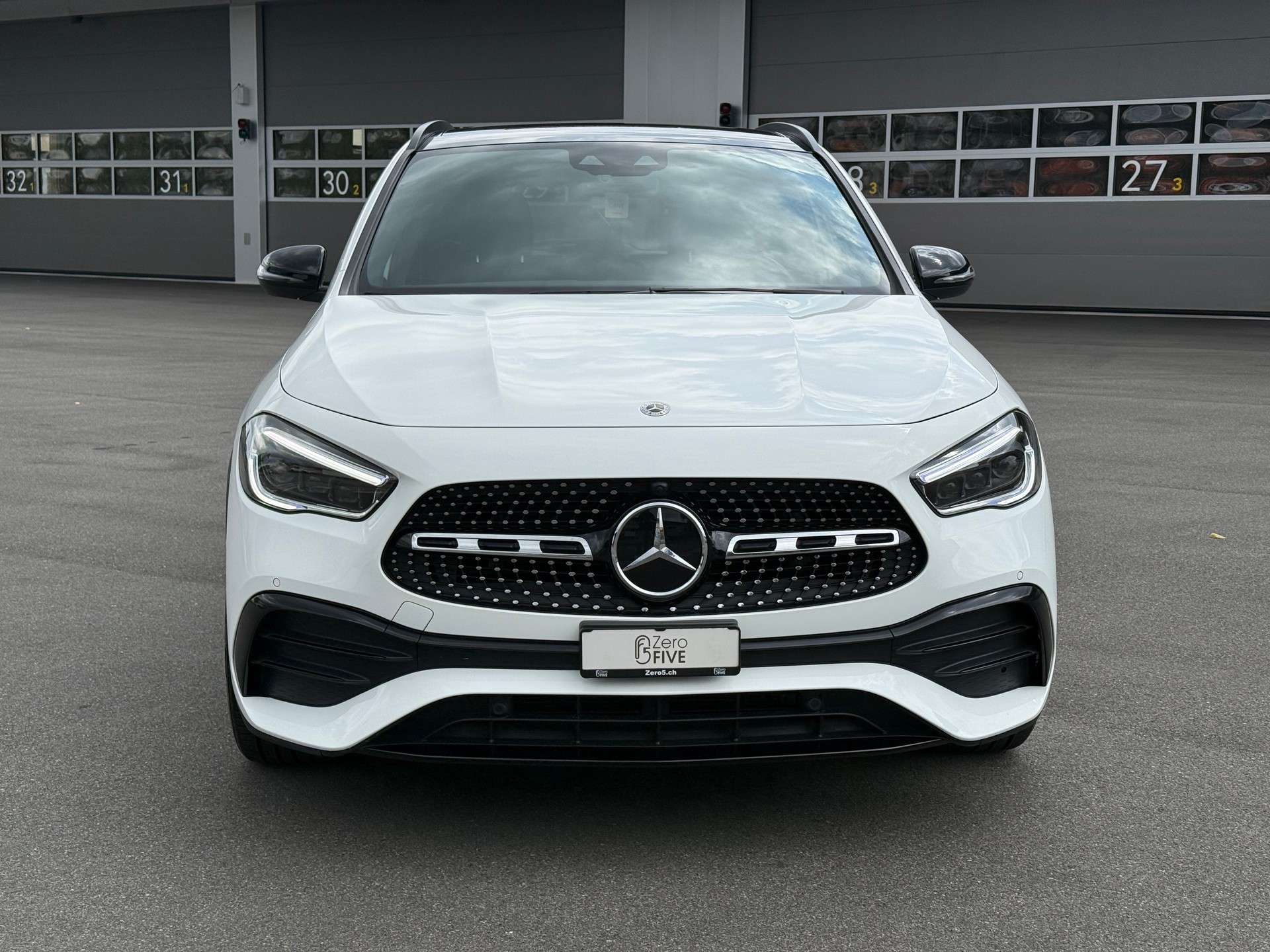 MERCEDES-BENZ GLA 250 4Matic AMG Line 8G-DCT-image-1