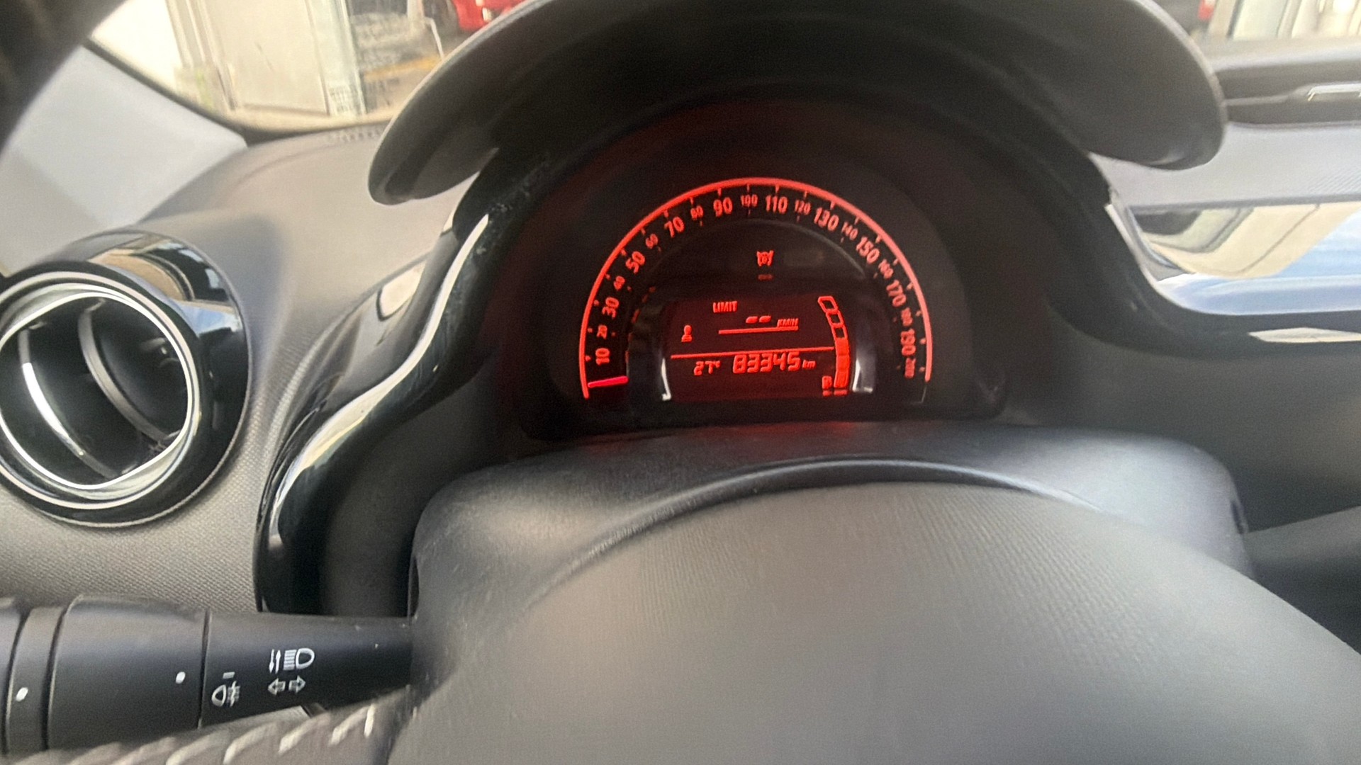 RENAULT Twingo 1.0 Life-image-12