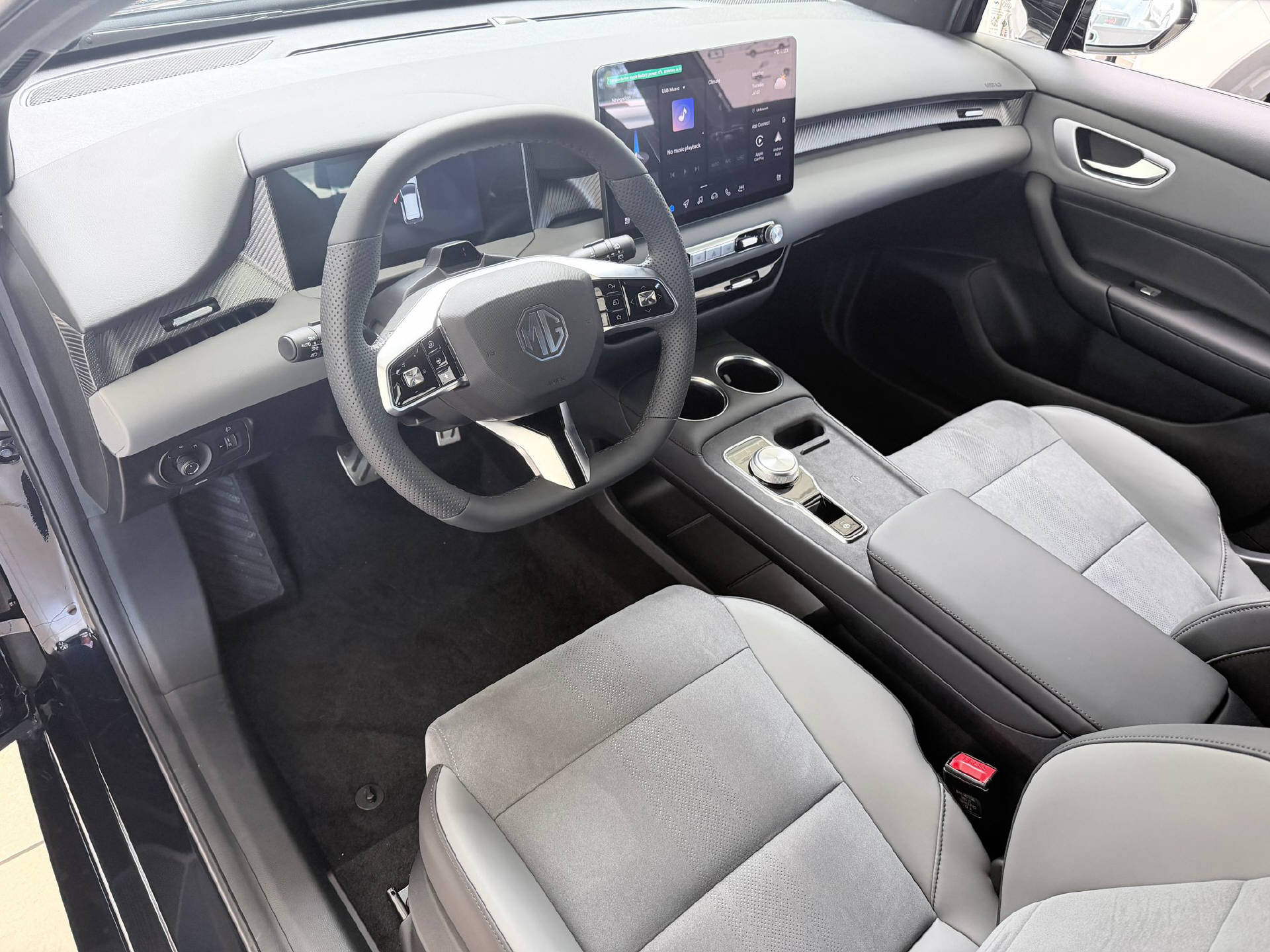 MG 4 64 kWh Xpower 4WD-image-9