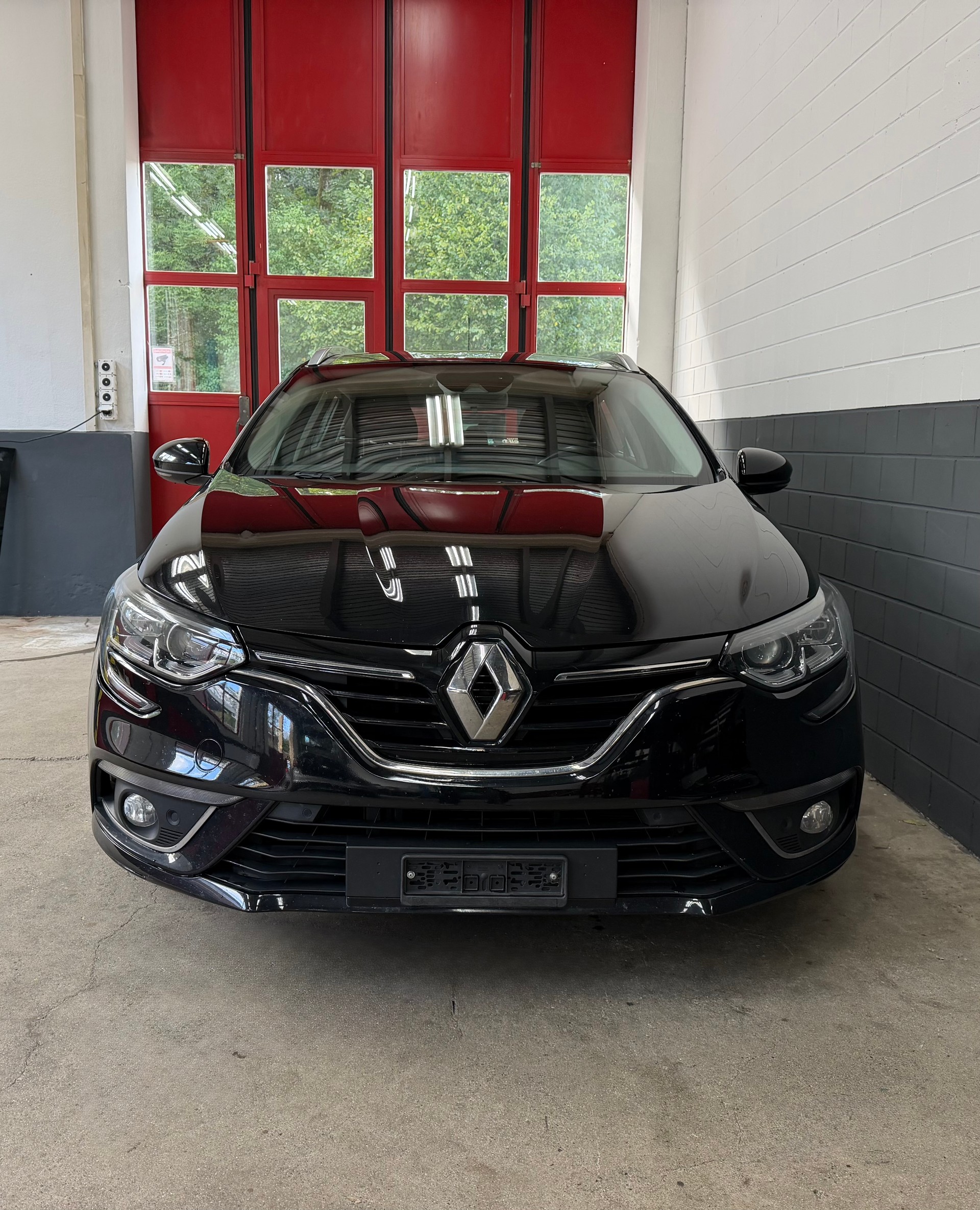RENAULT Mégane Grandtour 1.2 16V Turbo Zen //NEU AB MFK!-image-1