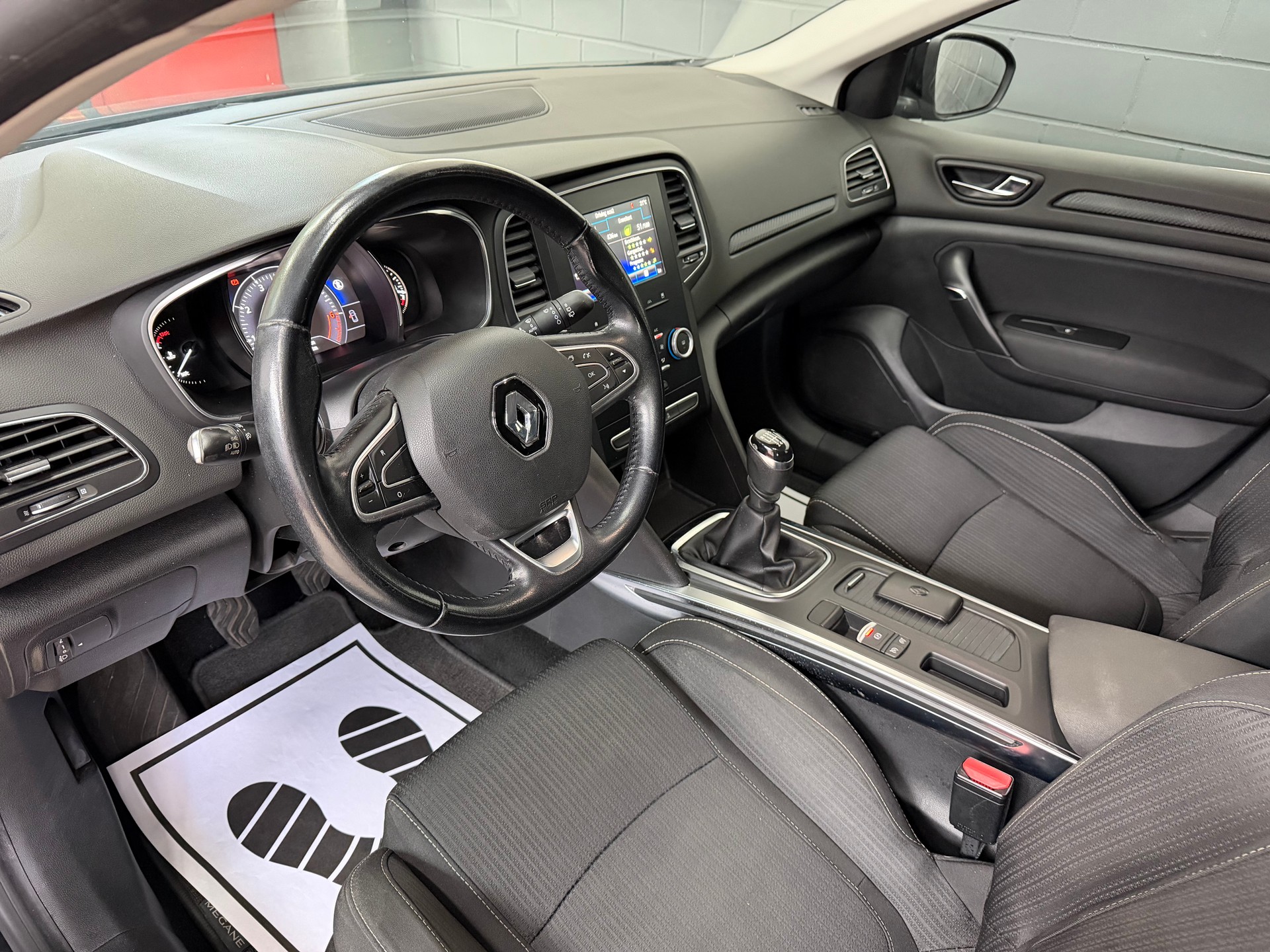 RENAULT Mégane Grandtour 1.2 16V Turbo Zen //NEU AB MFK!-image-9