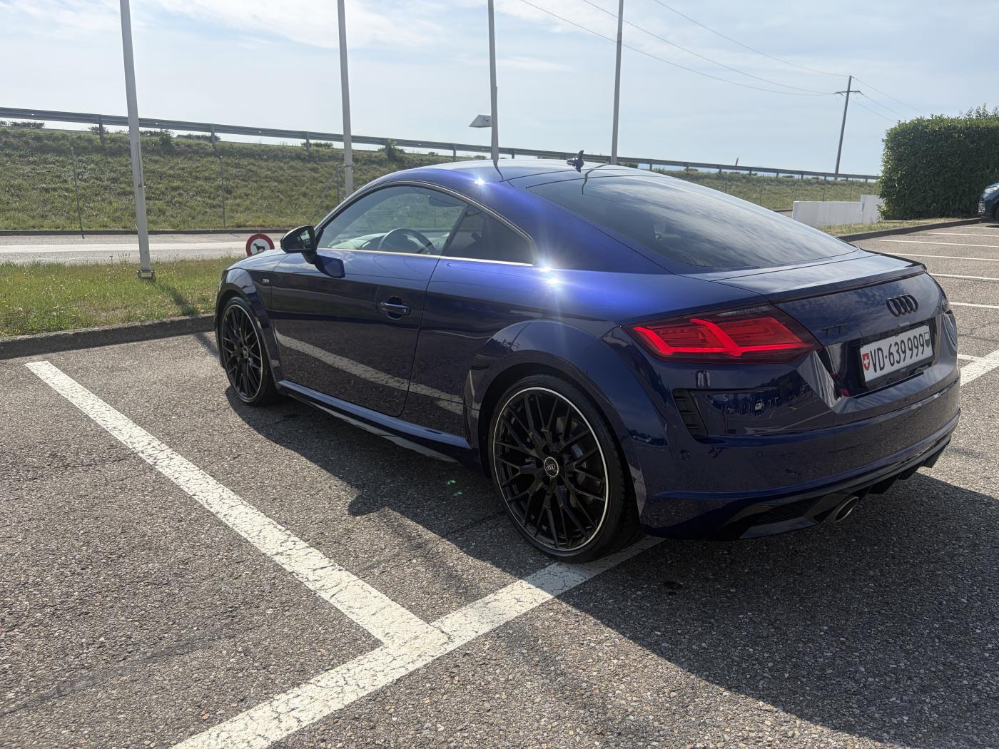 AUDI TT Coupé 45 TFSI quattro S-tronic-image-6