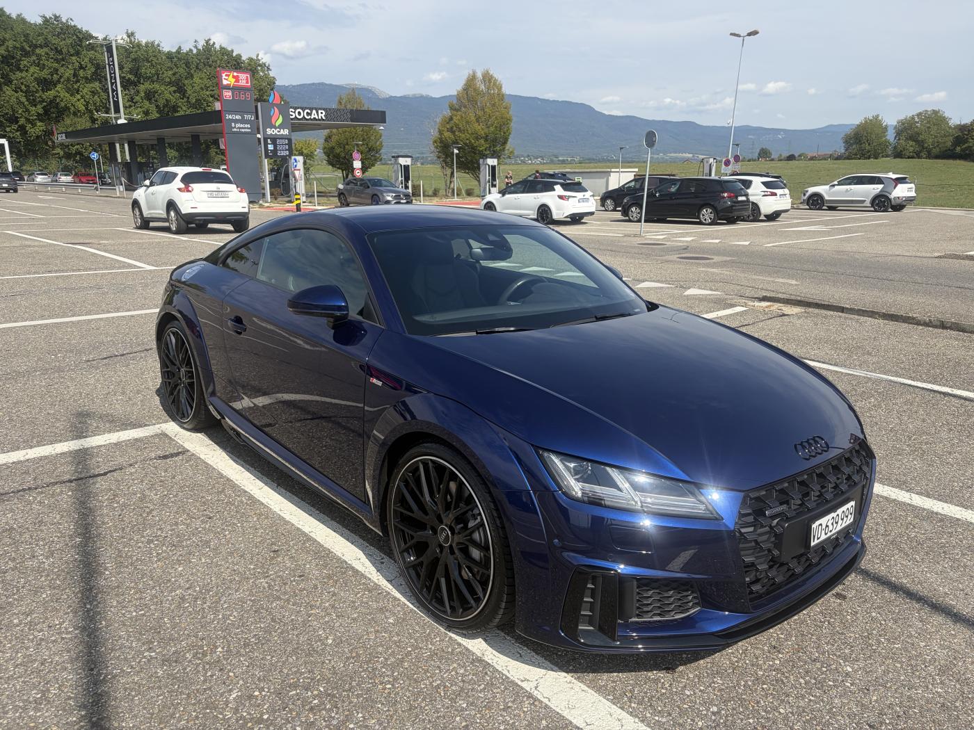 AUDI TT Coupé 45 TFSI quattro S-tronic-image-2