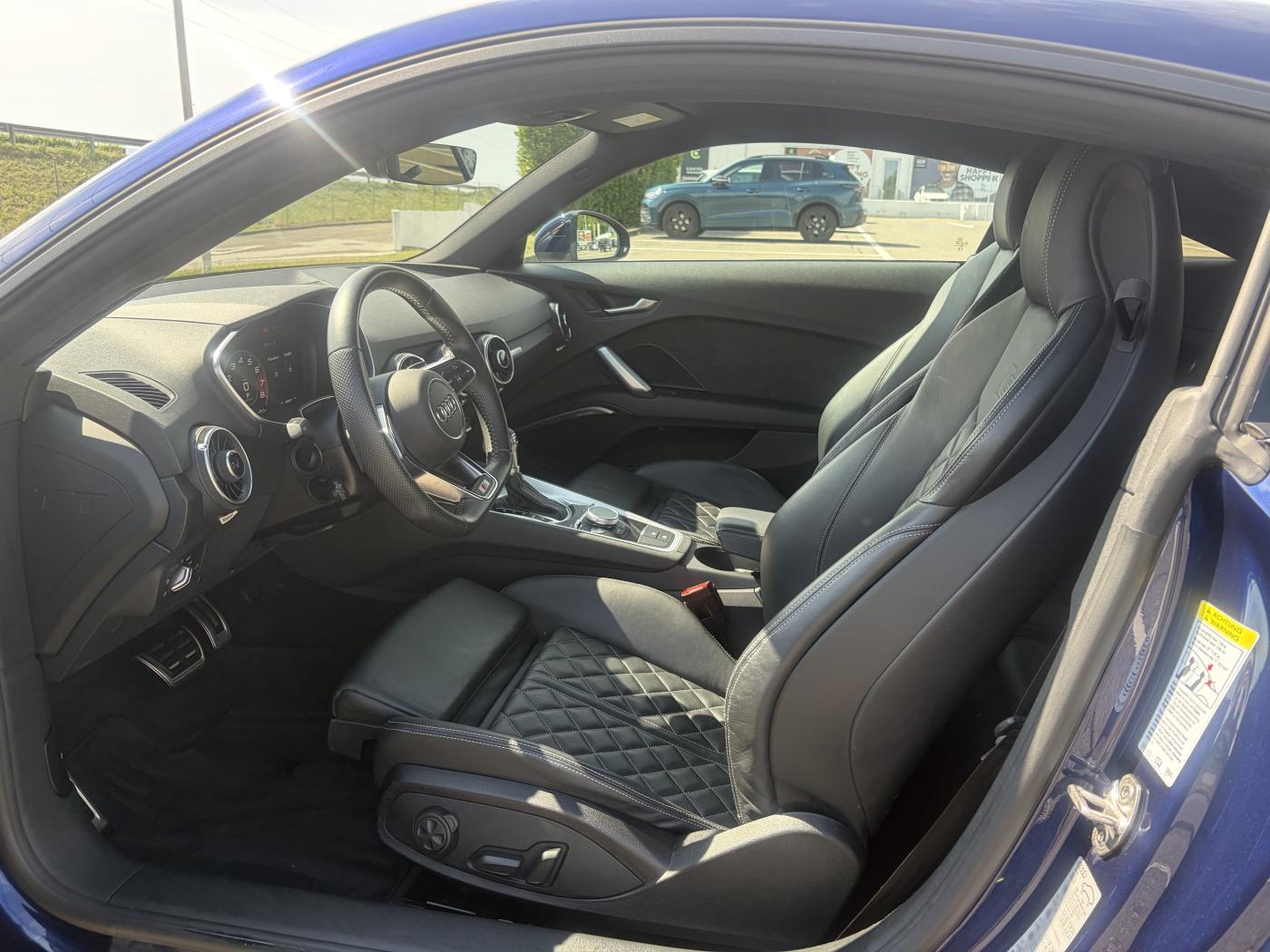 AUDI TT Coupé 45 TFSI quattro S-tronic-image-9