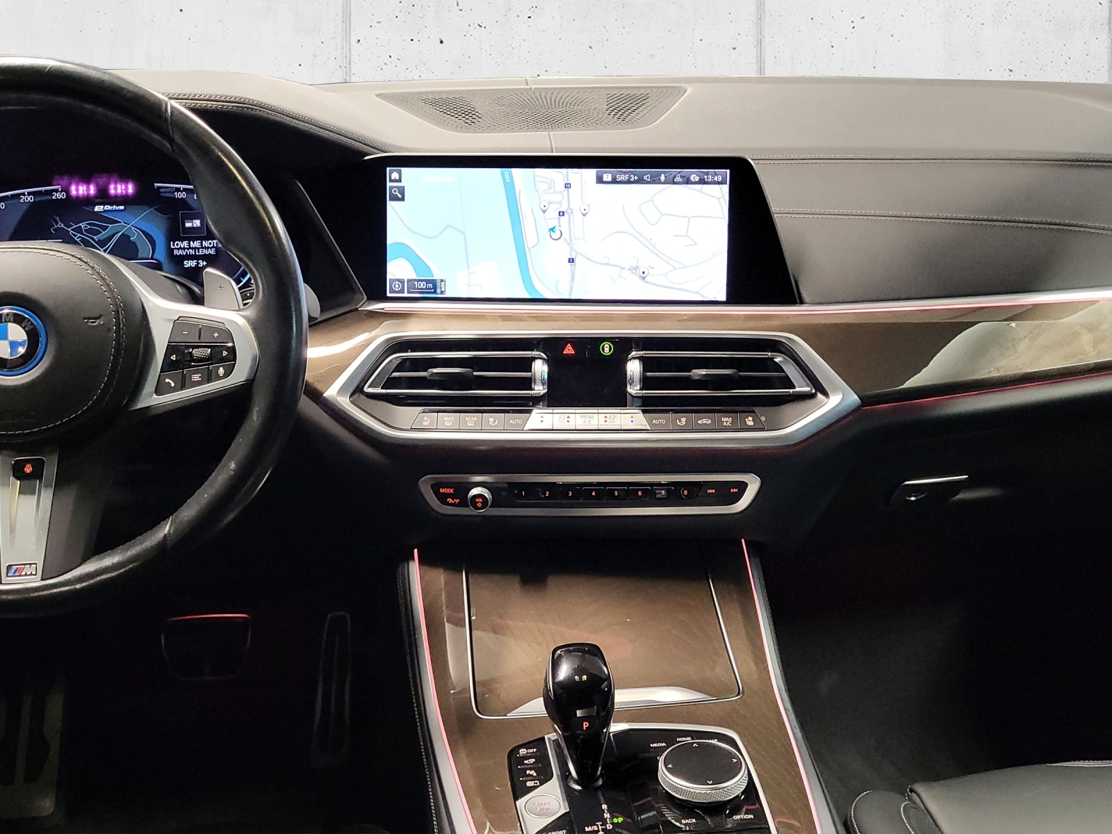 BMW X5 xDrive45e-image-14