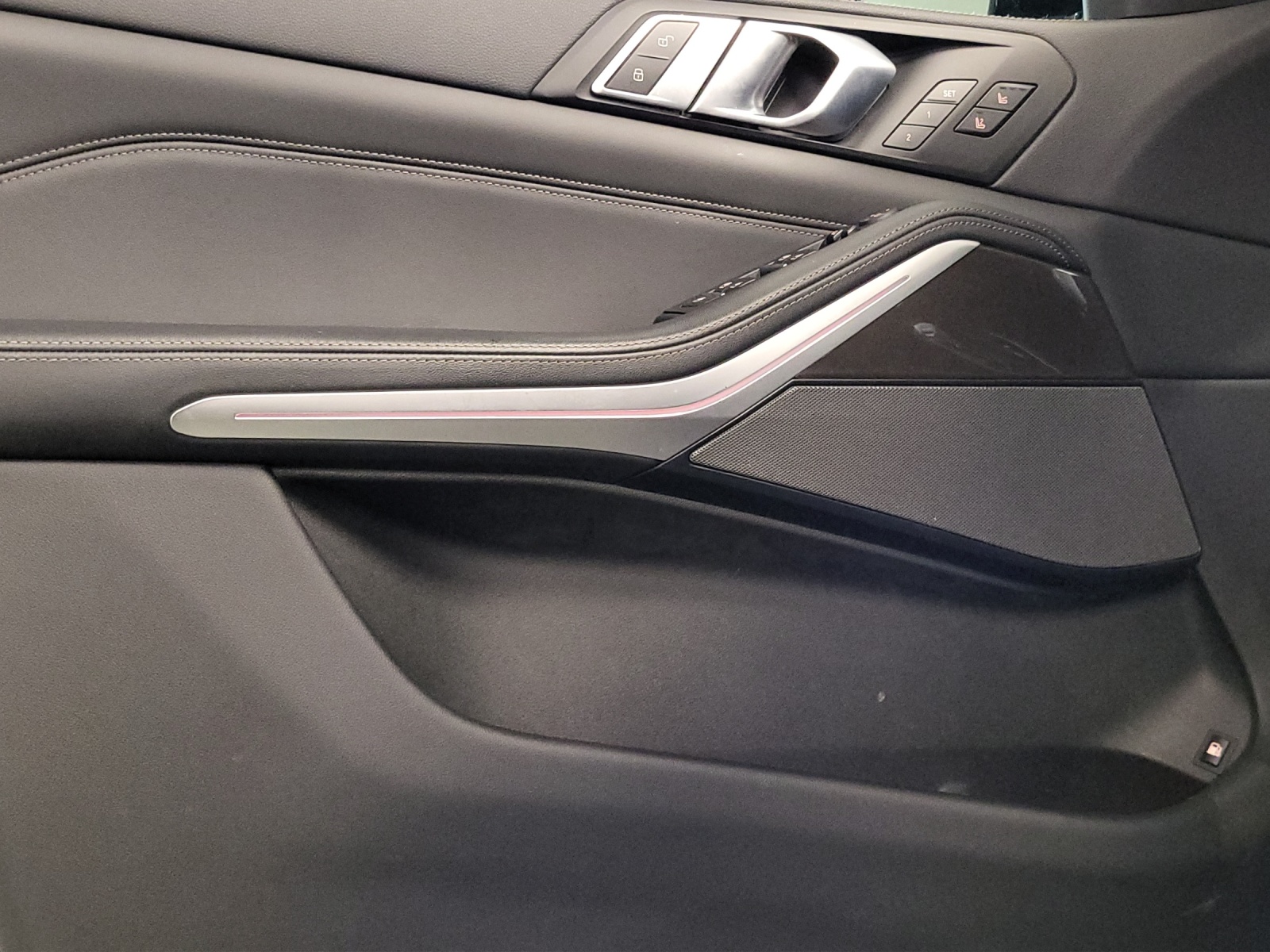 BMW X5 xDrive45e-image-17