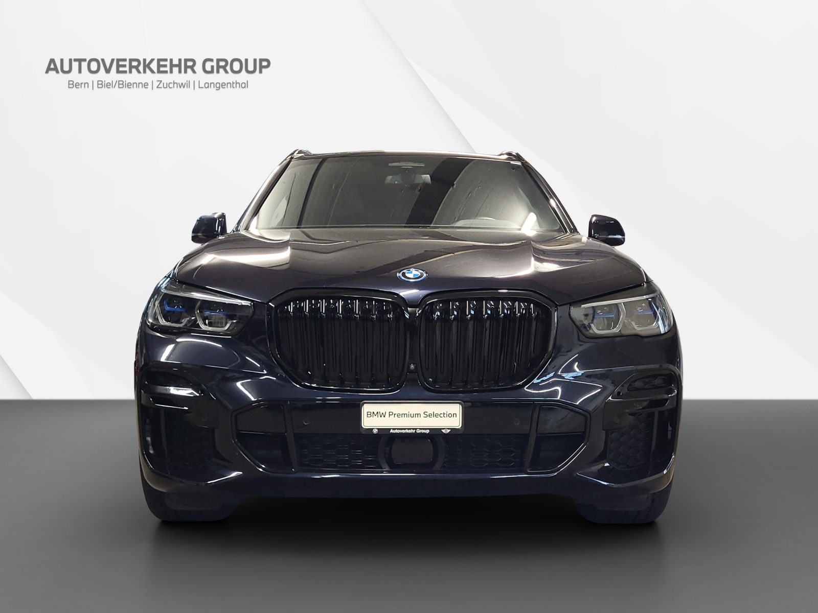 BMW X5 xDrive45e-image-1