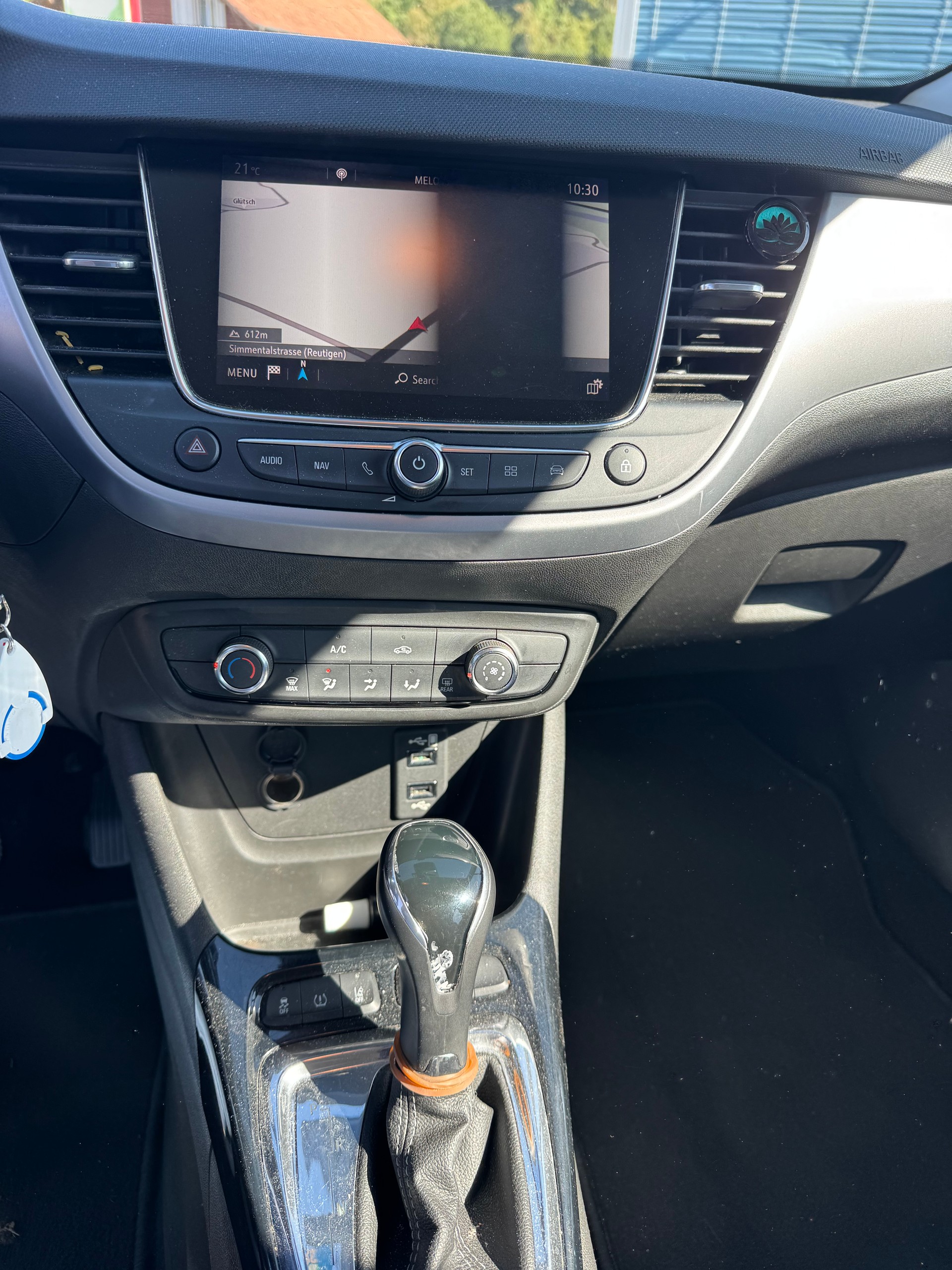 OPEL Crossland X 1.2i TP Enjoy Automatik-image-8