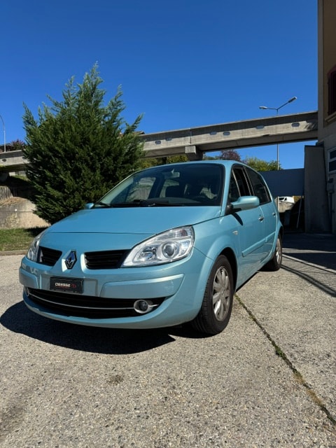 RENAULT Scénic 2.0 16V Dynamique-image-1