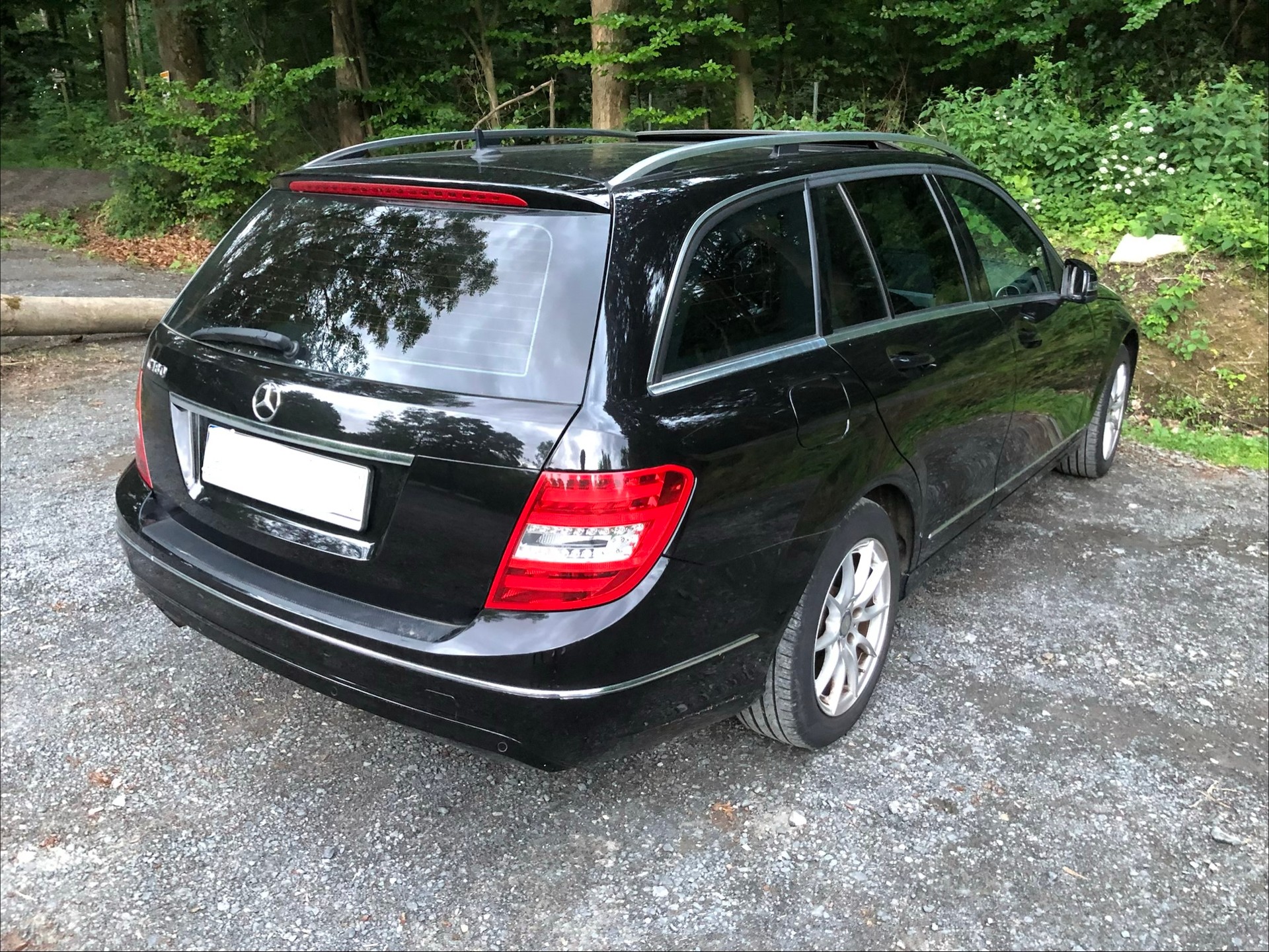 MERCEDES-BENZ C 180-image-2