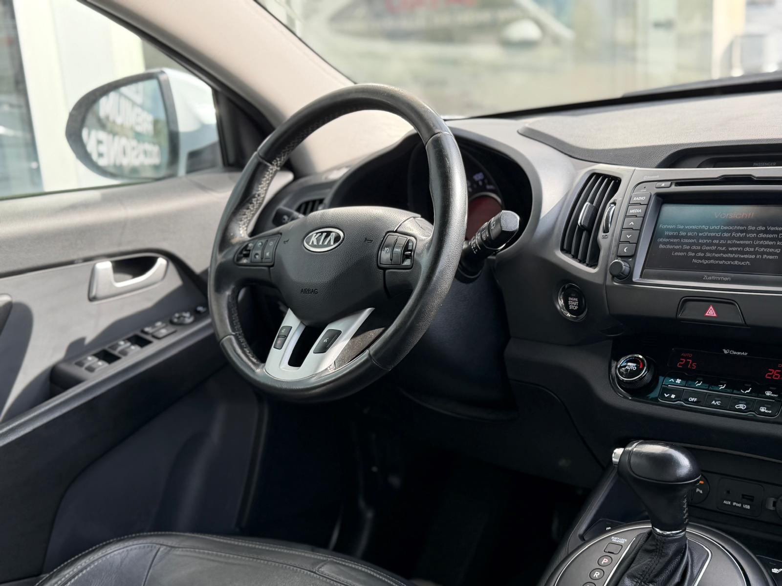 KIA Sportage 2.0 CRDi Trend 4WD Automatic-image-10