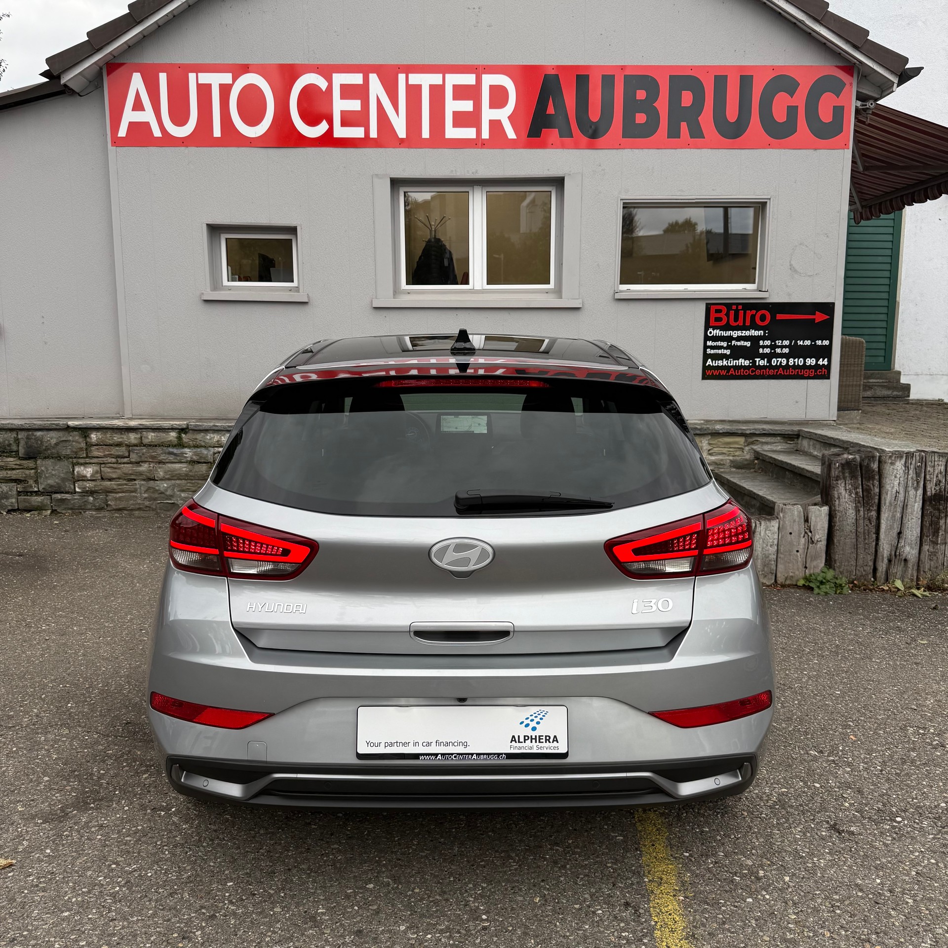 HYUNDAI i30 1.5 T-GDi Vertex 48V MH DCT *CH-FAHRZEUG*-image-4