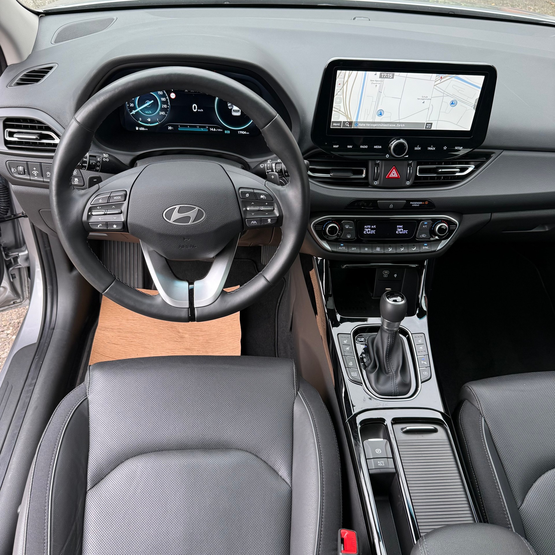 HYUNDAI i30 1.5 T-GDi Vertex 48V MH DCT *CH-FAHRZEUG*-image-12