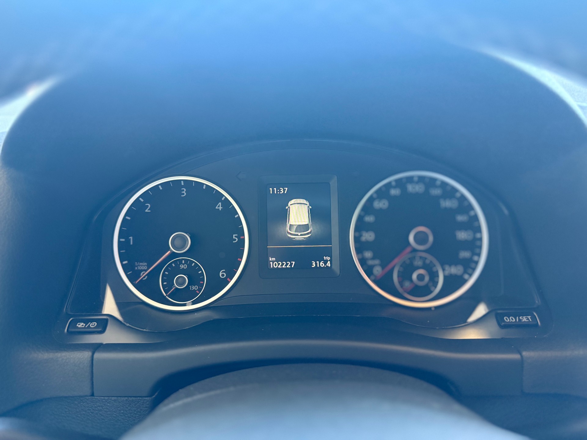 VW Tiguan 2.0 TDI BMT Cup 4Motion DSG-image-11